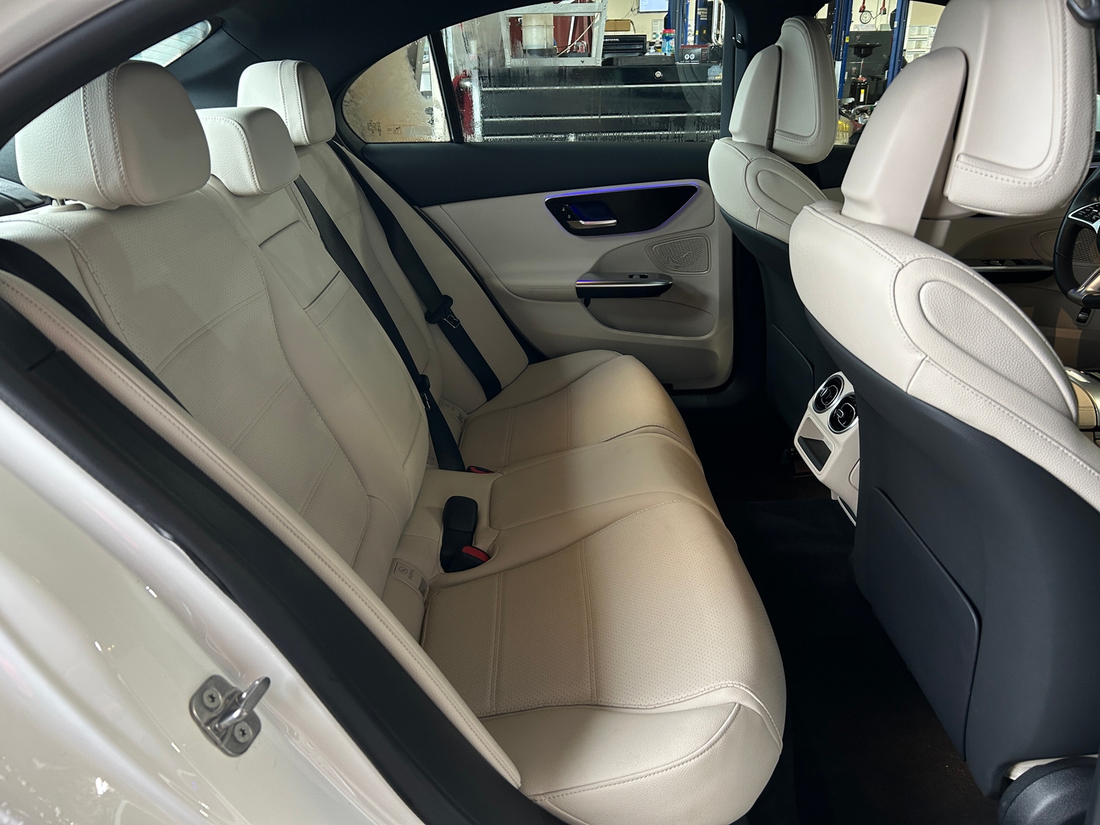 Thumbnail: 2025 Mercedes-Benz C-Class - 5