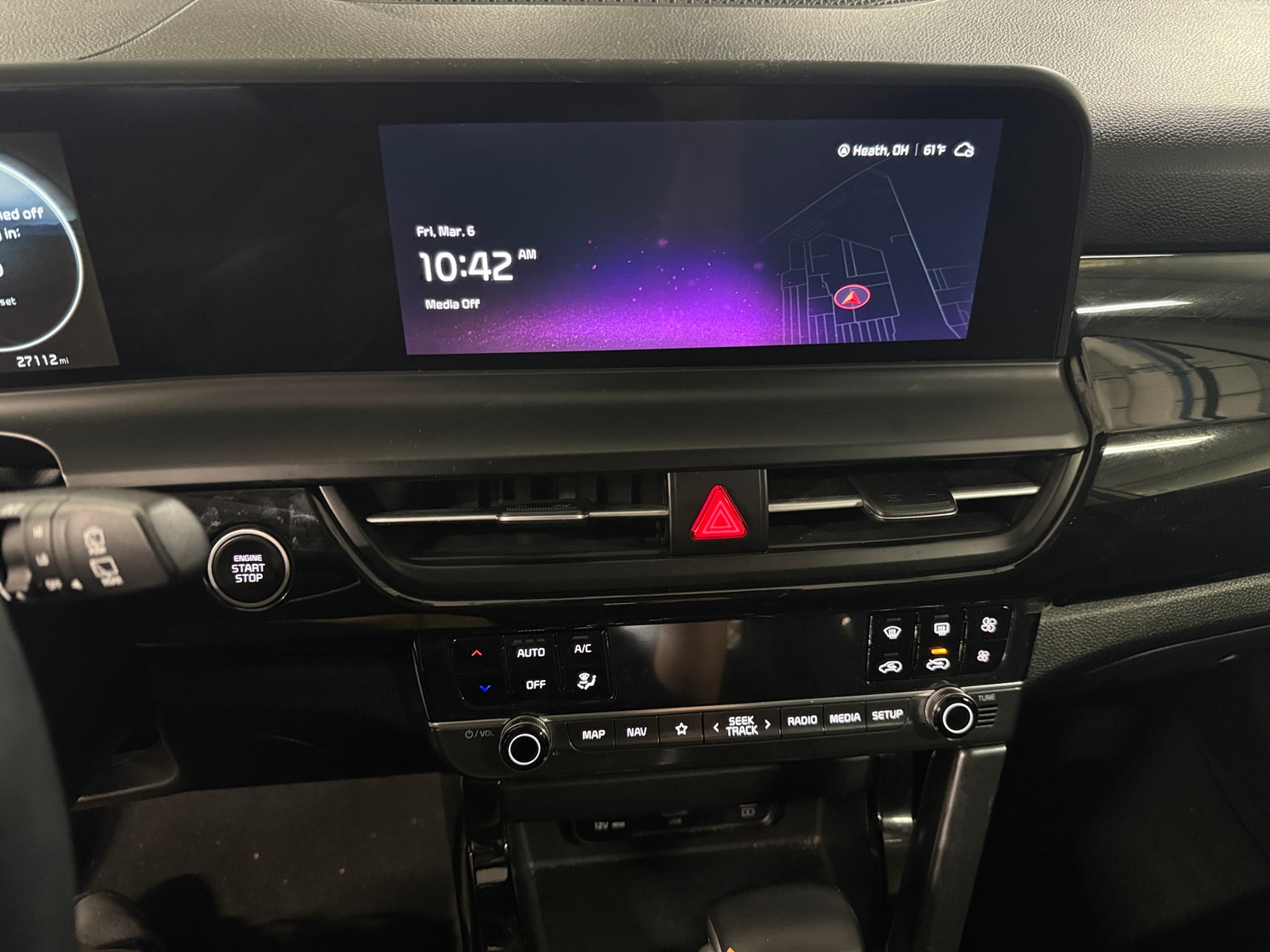 Thumbnail: 2024 Kia Seltos - 3