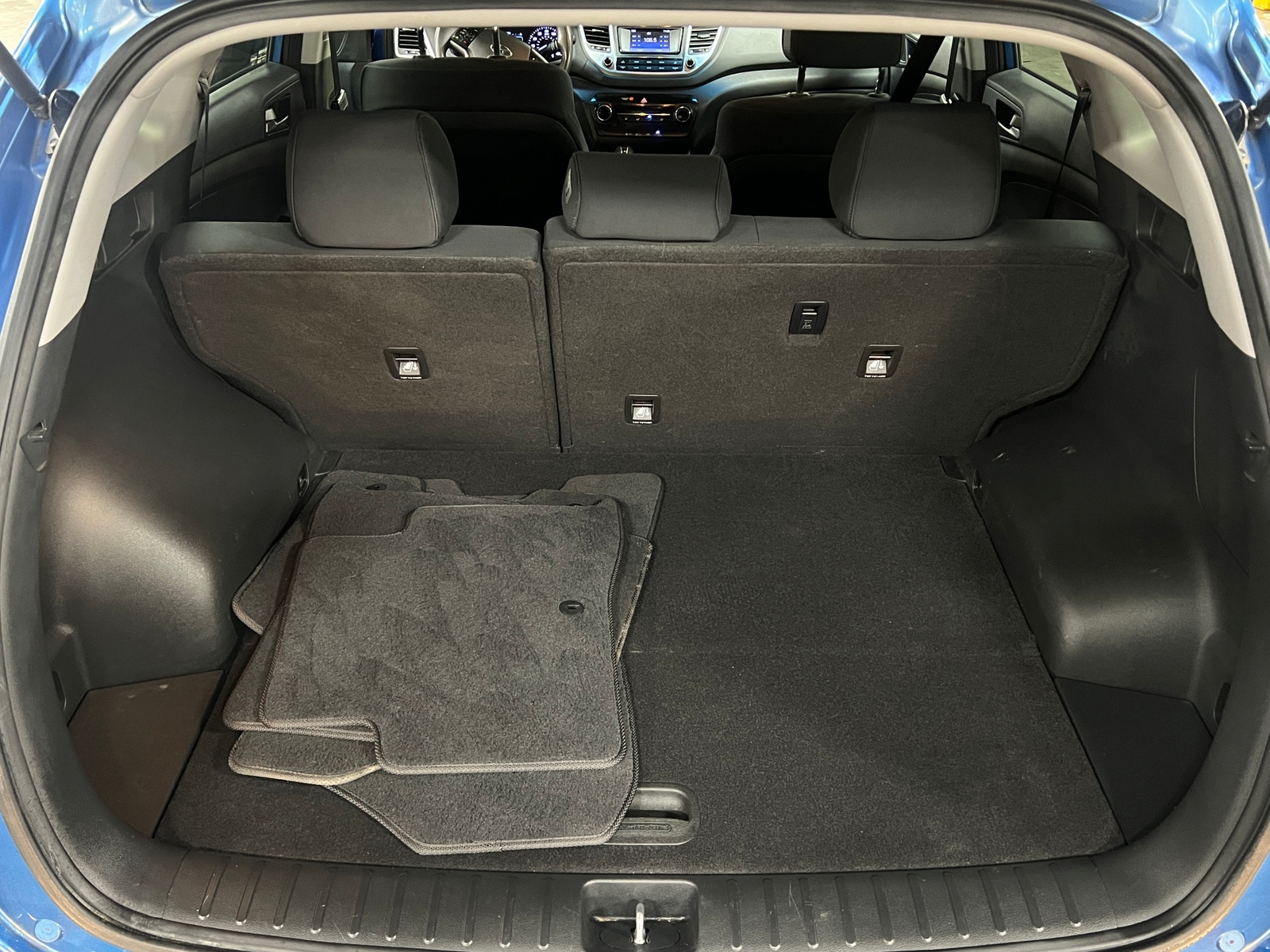 Thumbnail: 2016 Hyundai Tucson - 7