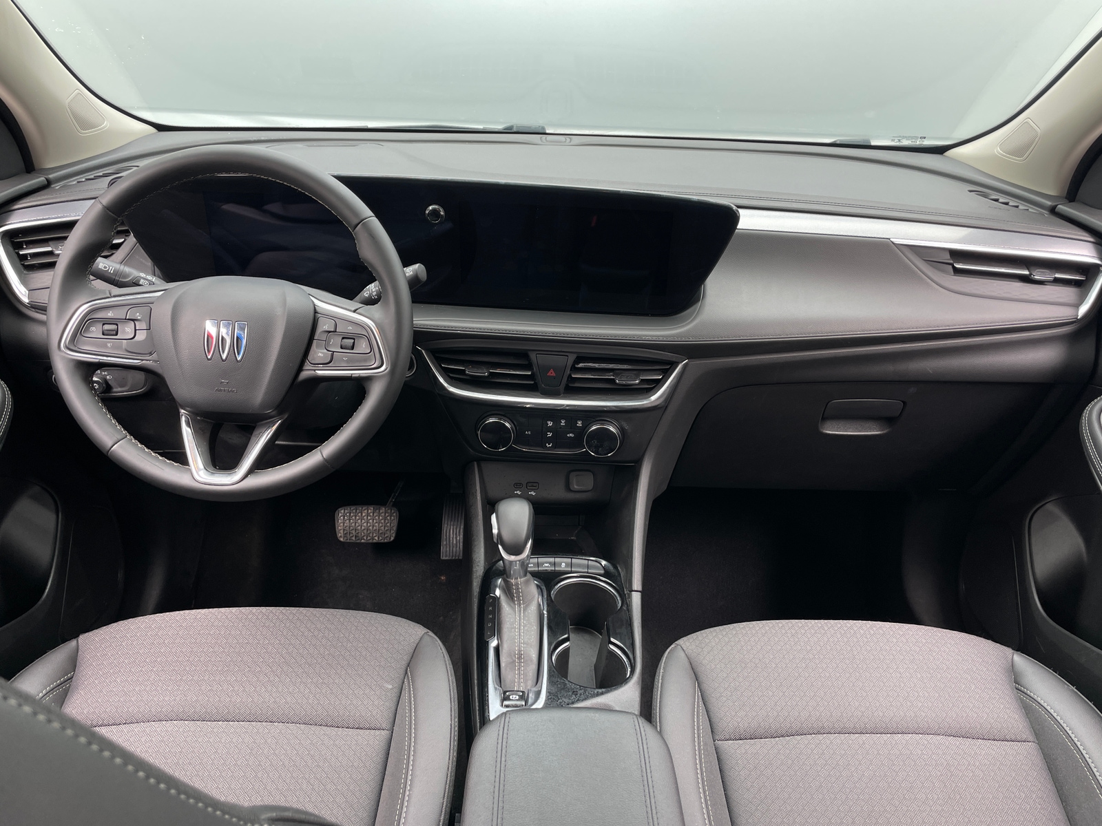 Thumbnail: 2025 Buick Encore GX - 3