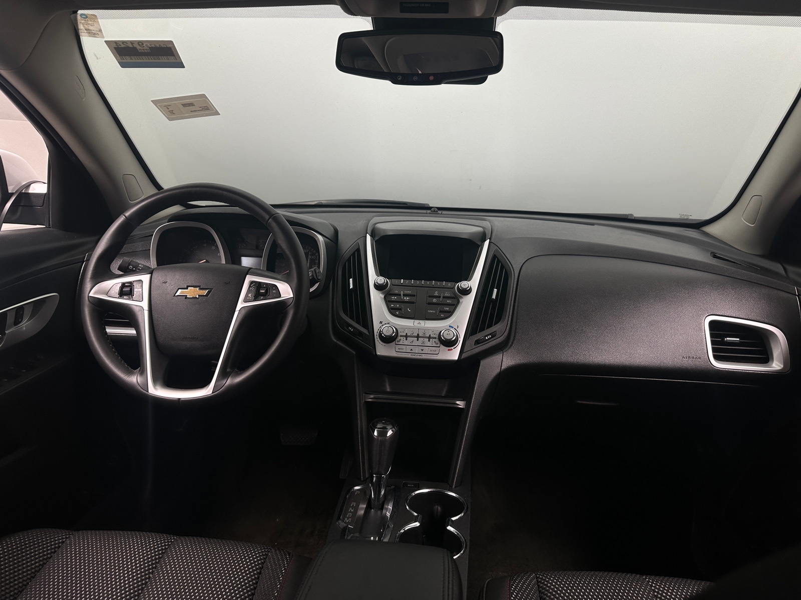 Thumbnail: 2017 Chevrolet Equinox - 3