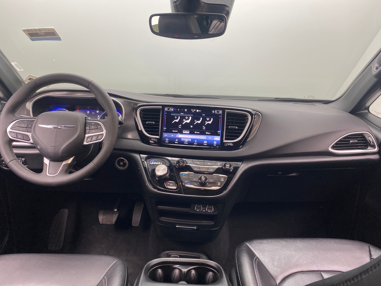 Thumbnail: 2025 Chrysler Pacifica - 2