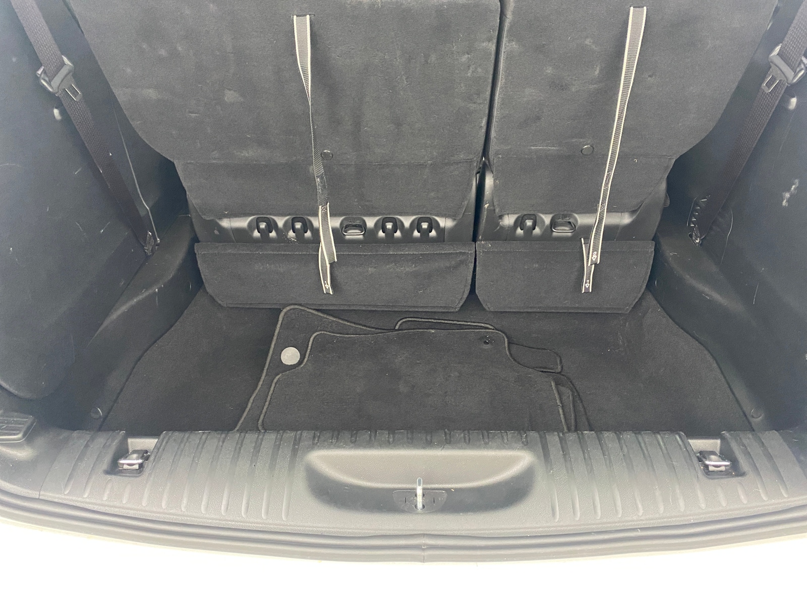 Thumbnail: 2025 Chrysler Pacifica - 6