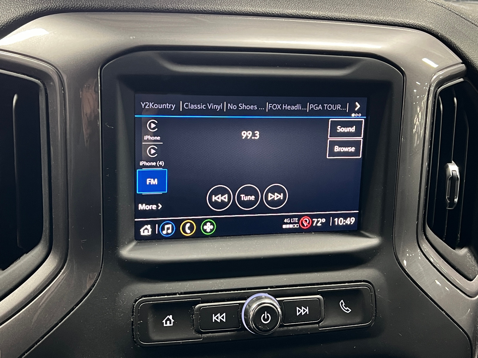 Thumbnail: 2022 Chevrolet Silverado 1500 - 4