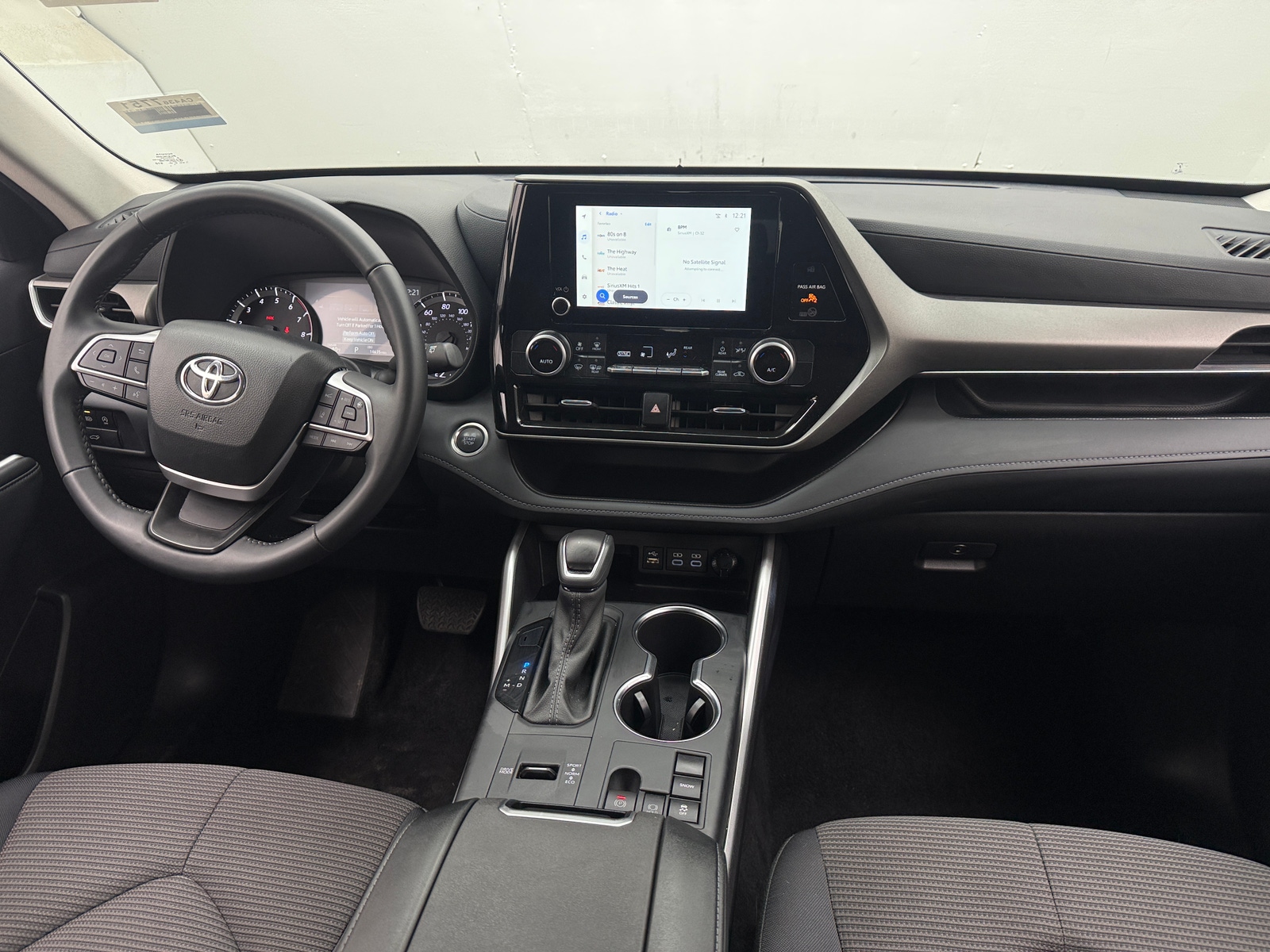 Thumbnail: 2025 Toyota Highlander - 3