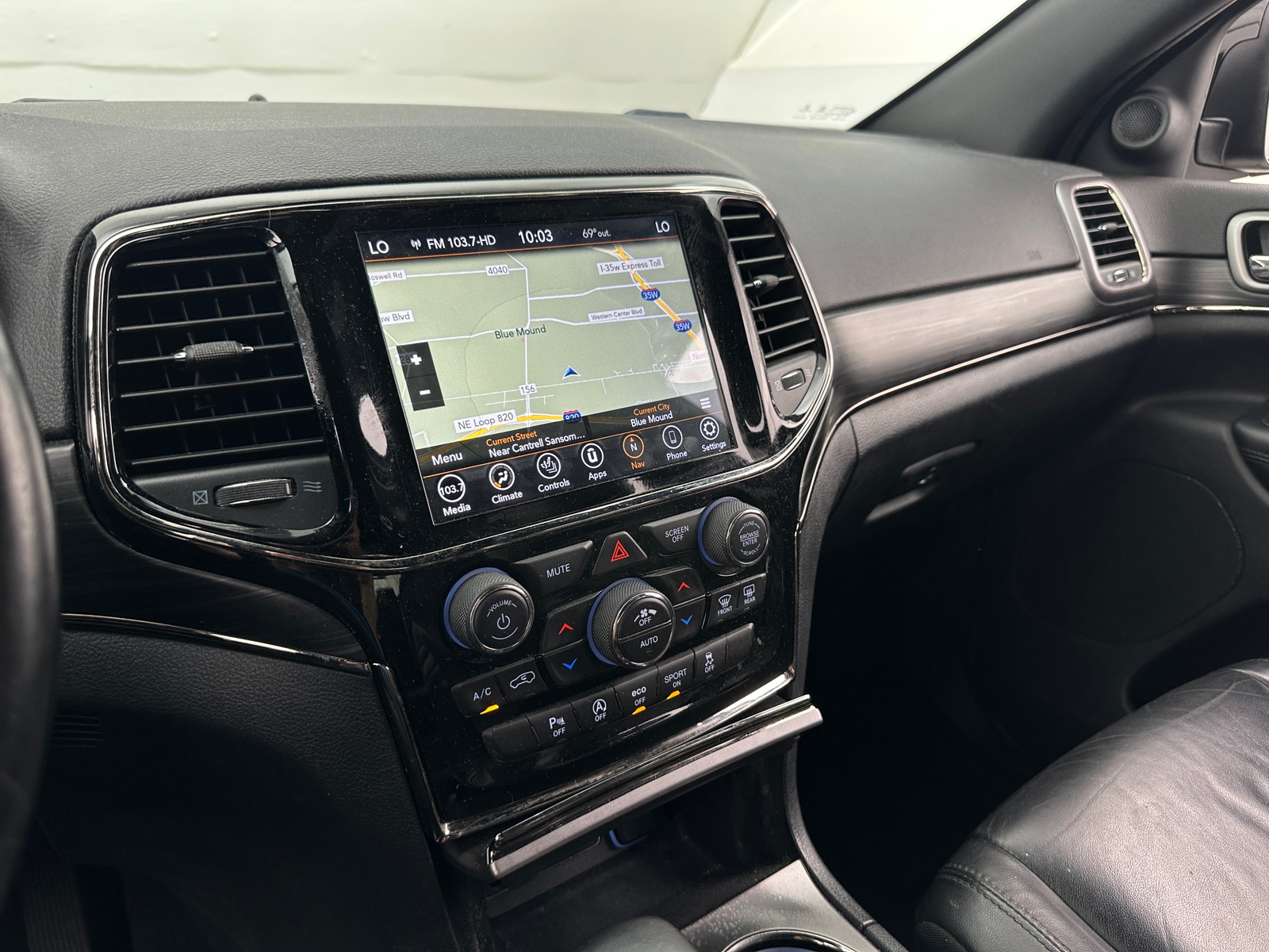 Thumbnail: 2020 Jeep Grand Cherokee - 3