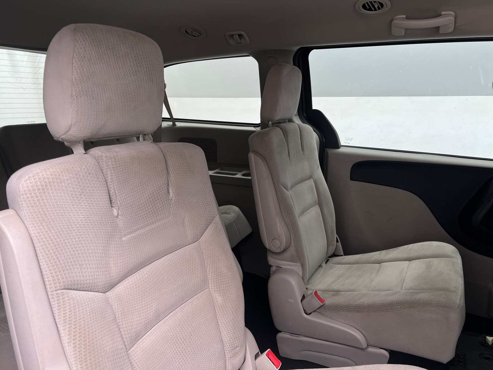 Thumbnail: 2016 Dodge Grand Caravan - 6