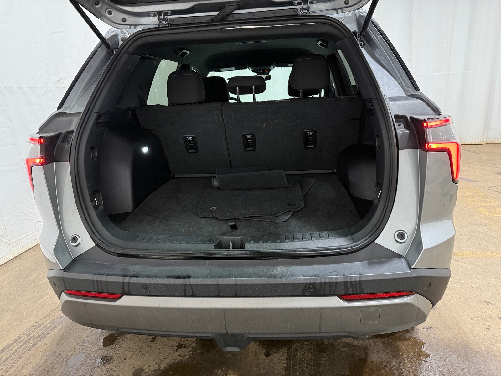 Thumbnail: 2025 Chevrolet Equinox - 7