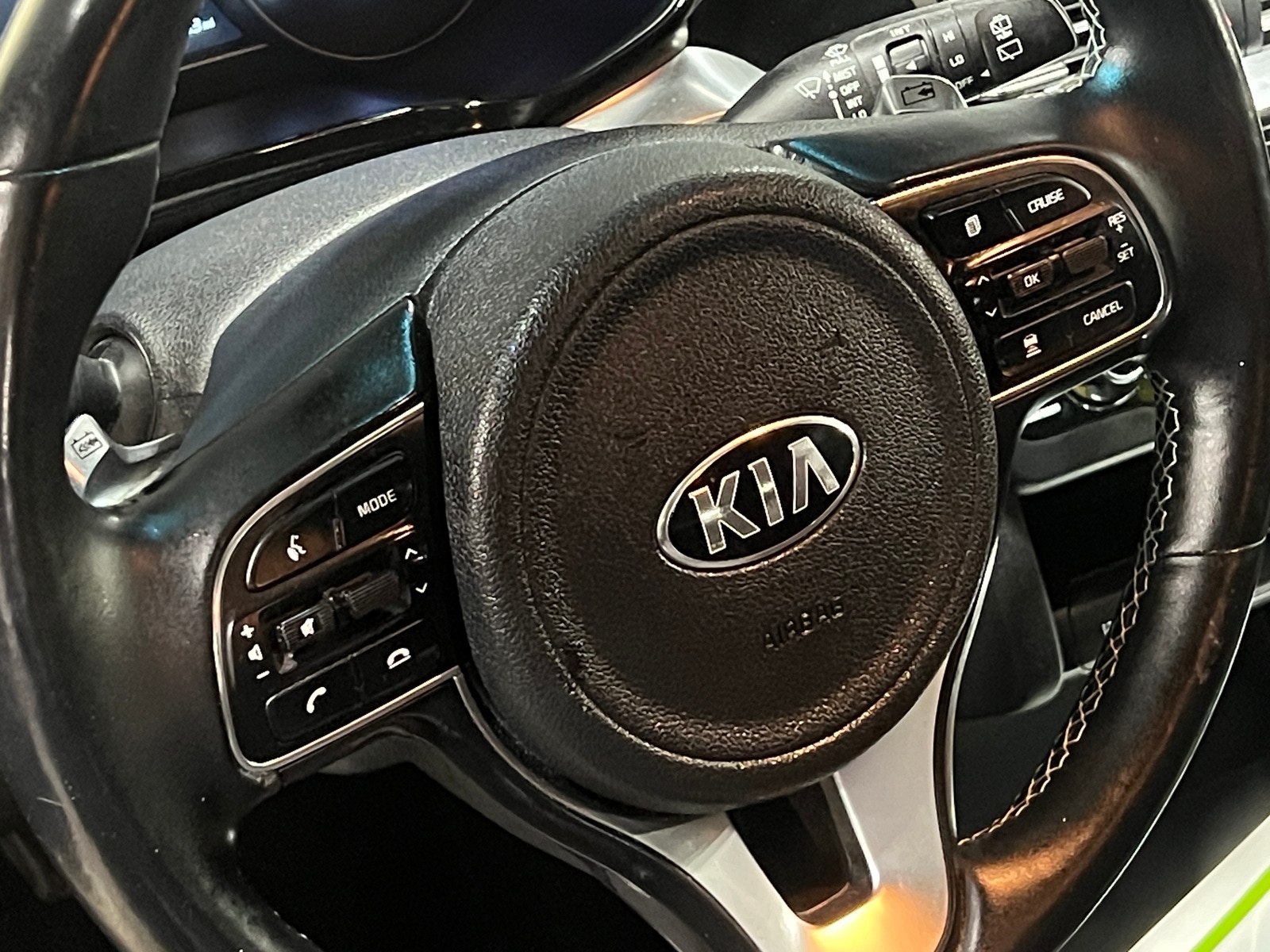 Thumbnail: 2020 Kia Niro - 5