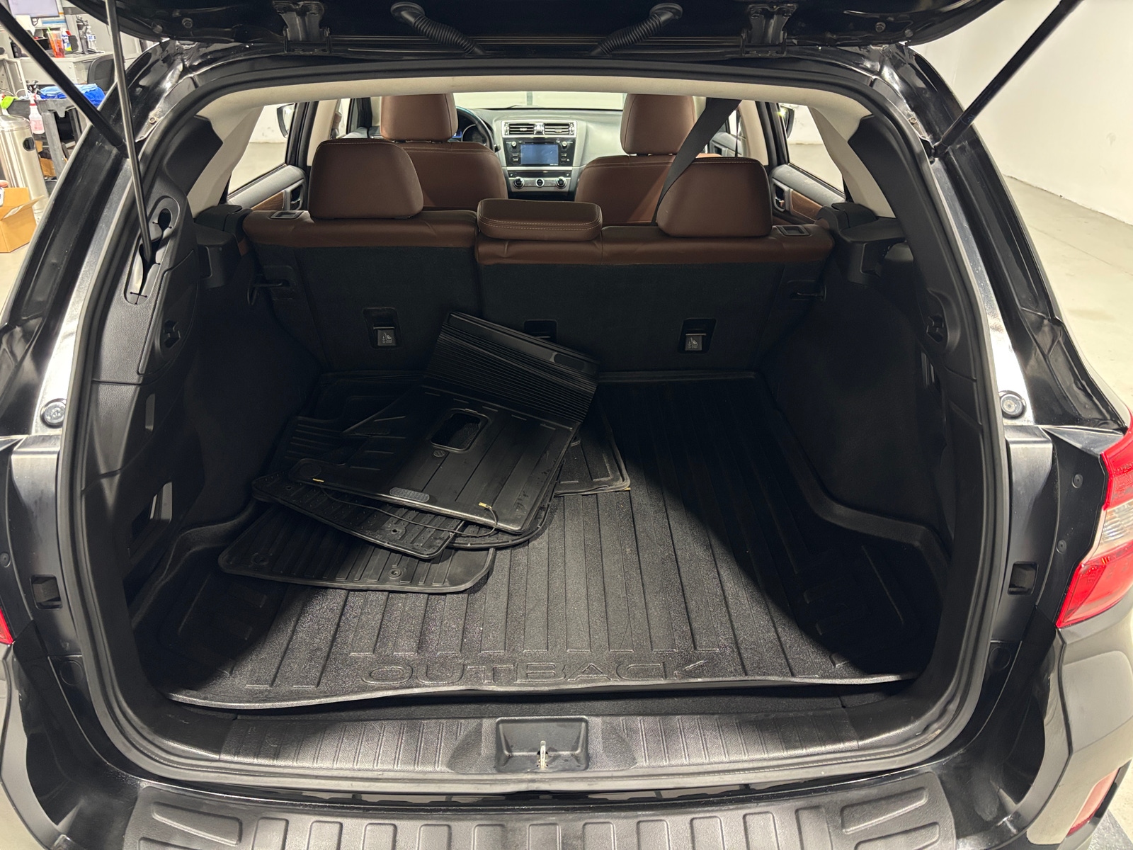 Thumbnail: 2017 Subaru Outback - 6