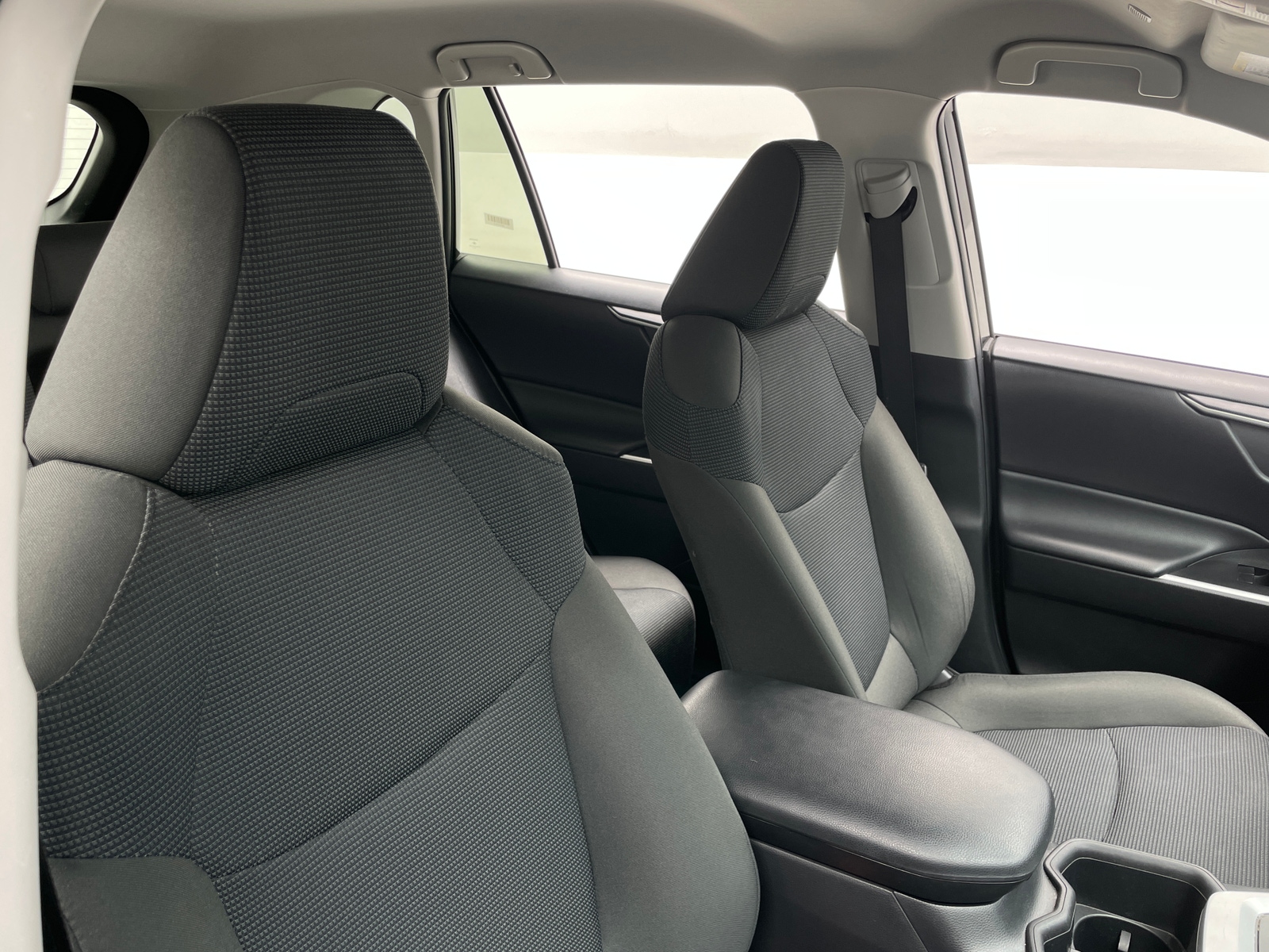 Thumbnail: 2024 Toyota RAV4 - 2