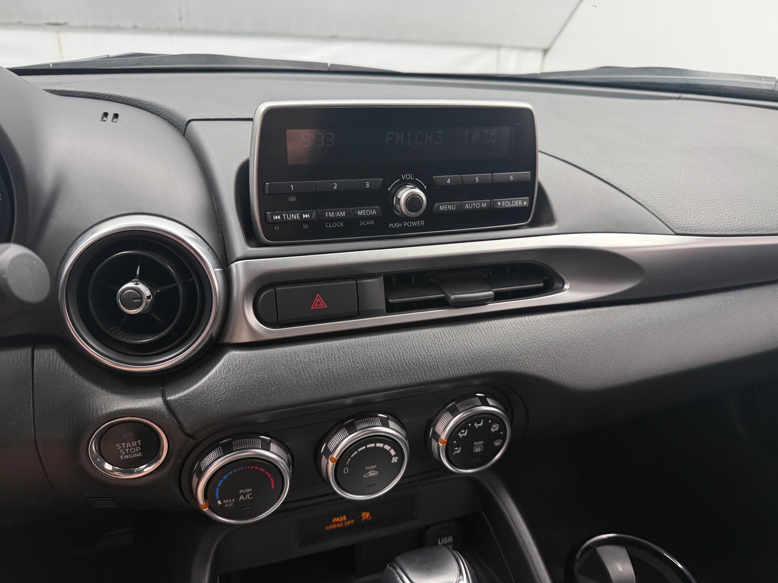 Thumbnail: 2017 Fiat 124 Spider - 4