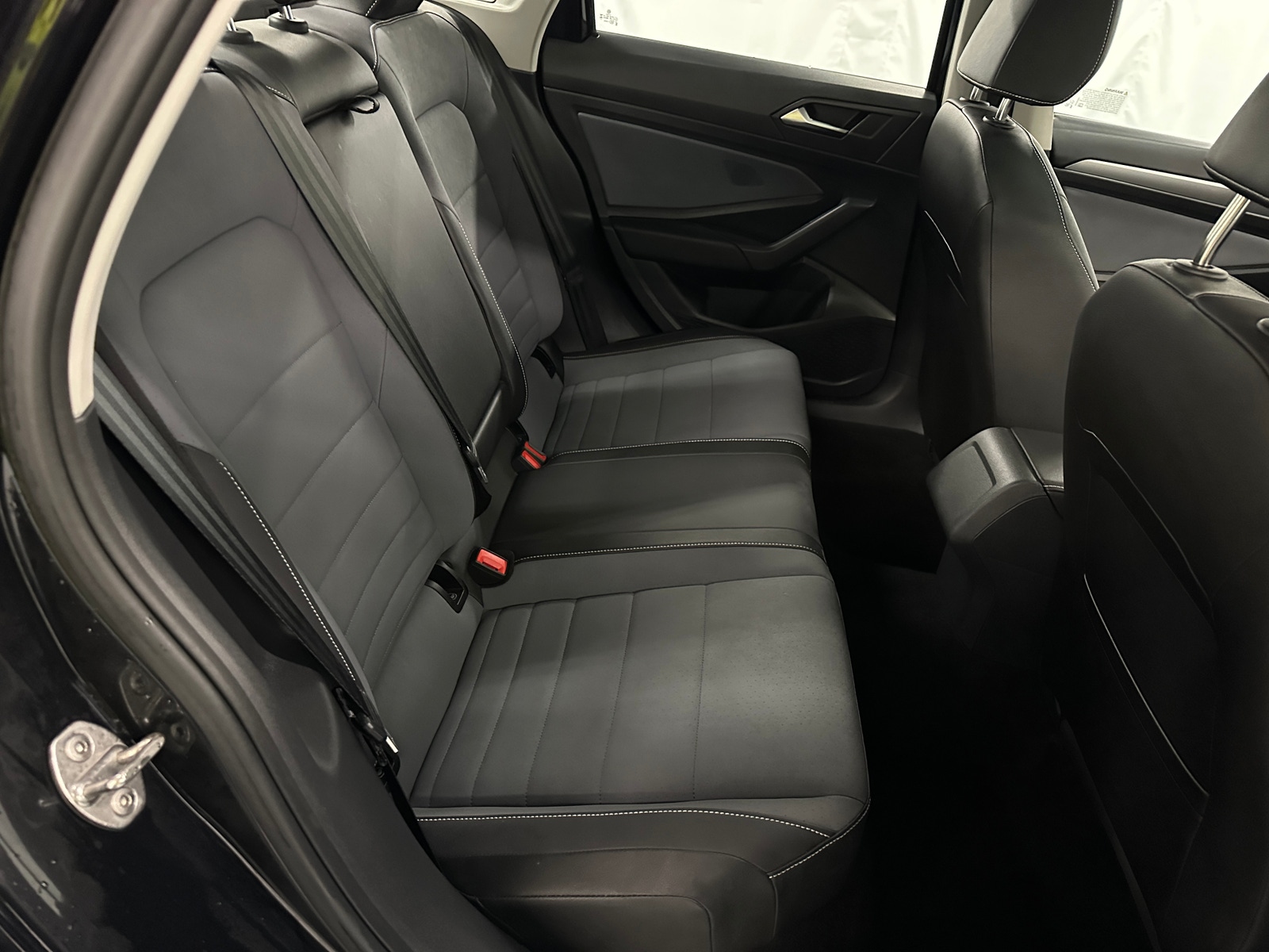 Thumbnail: 2025 Volkswagen Jetta - 5