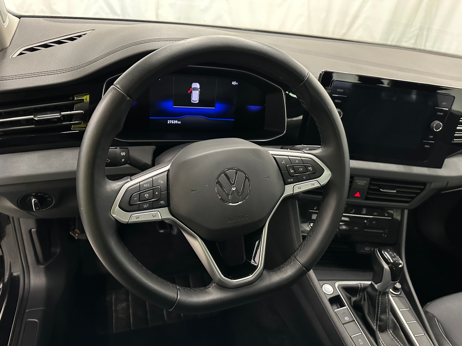 Thumbnail: 2025 Volkswagen Jetta - 4