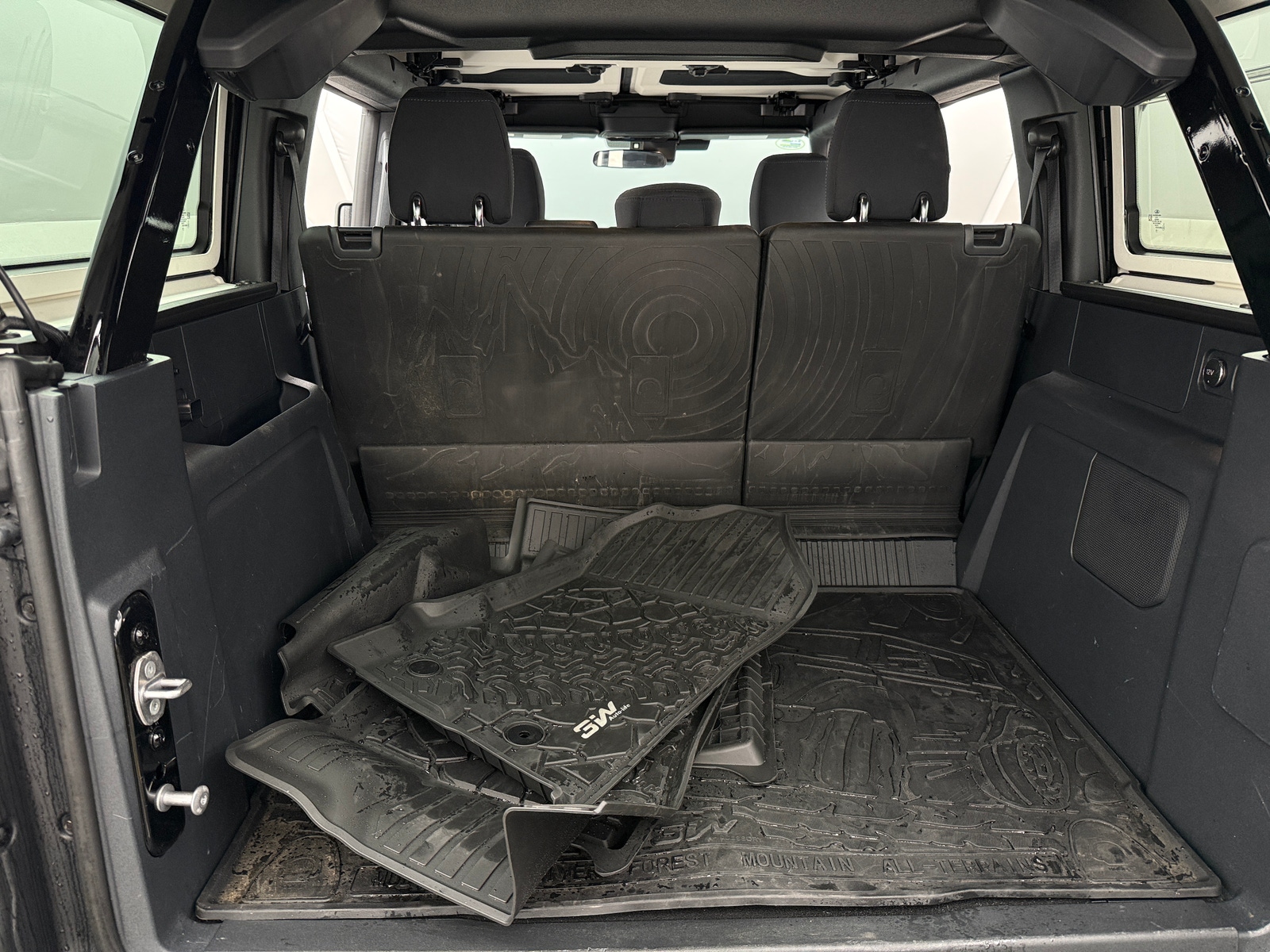 Thumbnail: 2025 Ford Bronco - 7