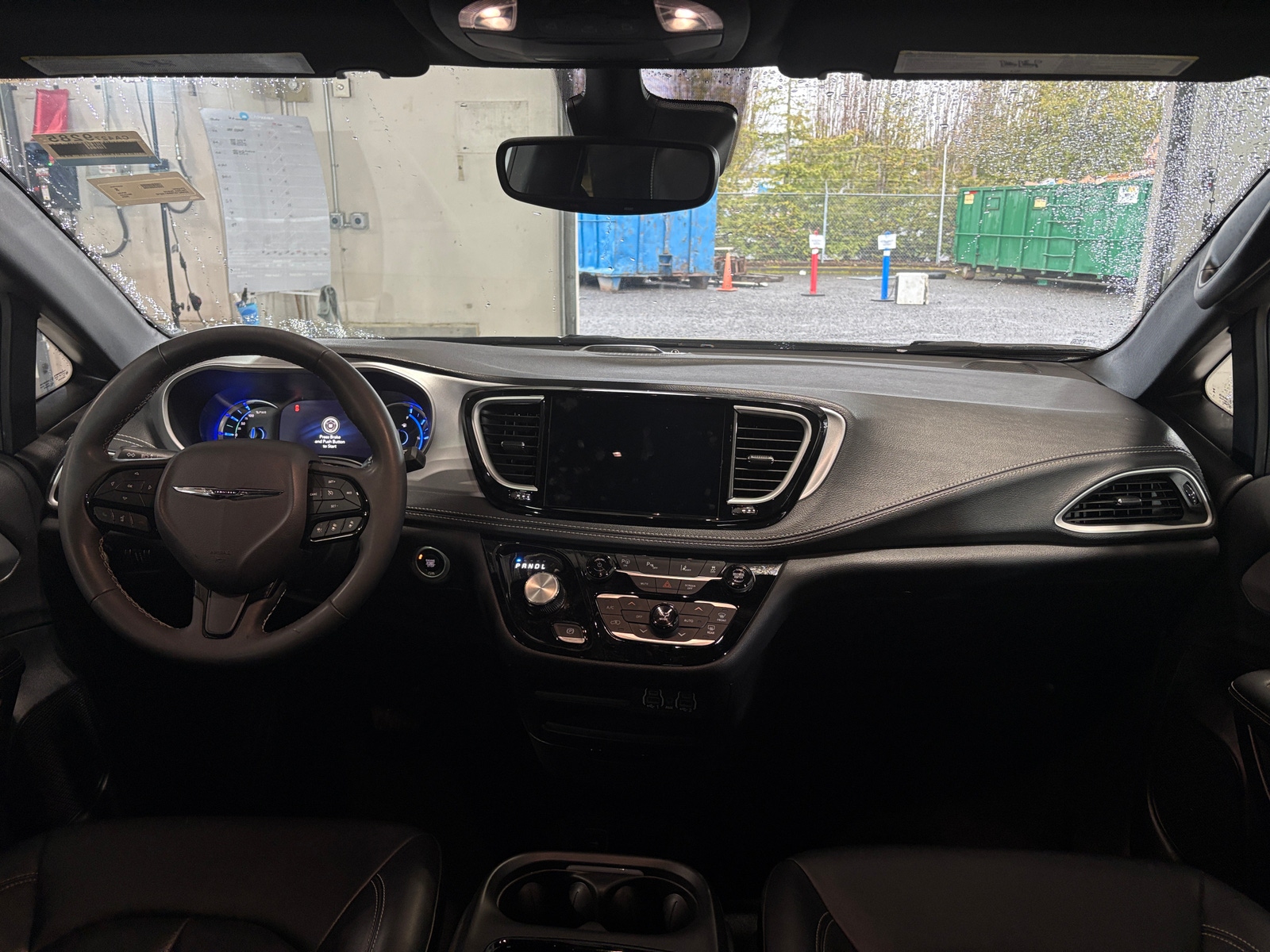 Thumbnail: 2024 Chrysler Pacifica - 2