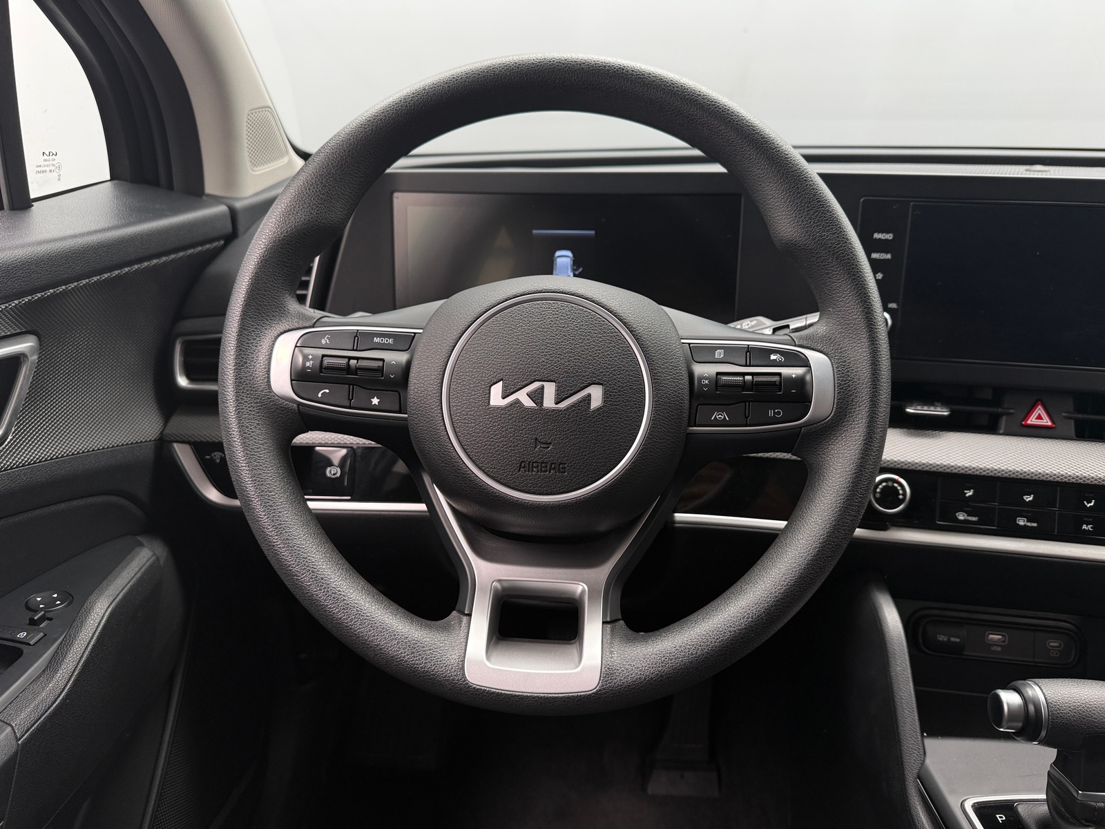 Thumbnail: 2025 Kia Sportage - 5