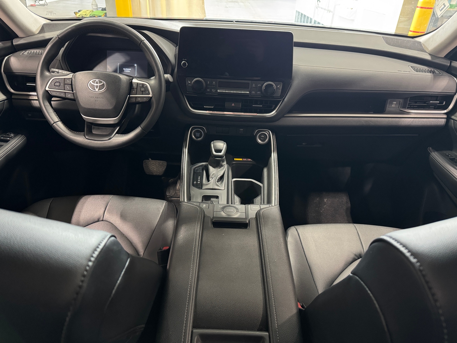 Thumbnail: 2025 Toyota Grand Highlander - 3