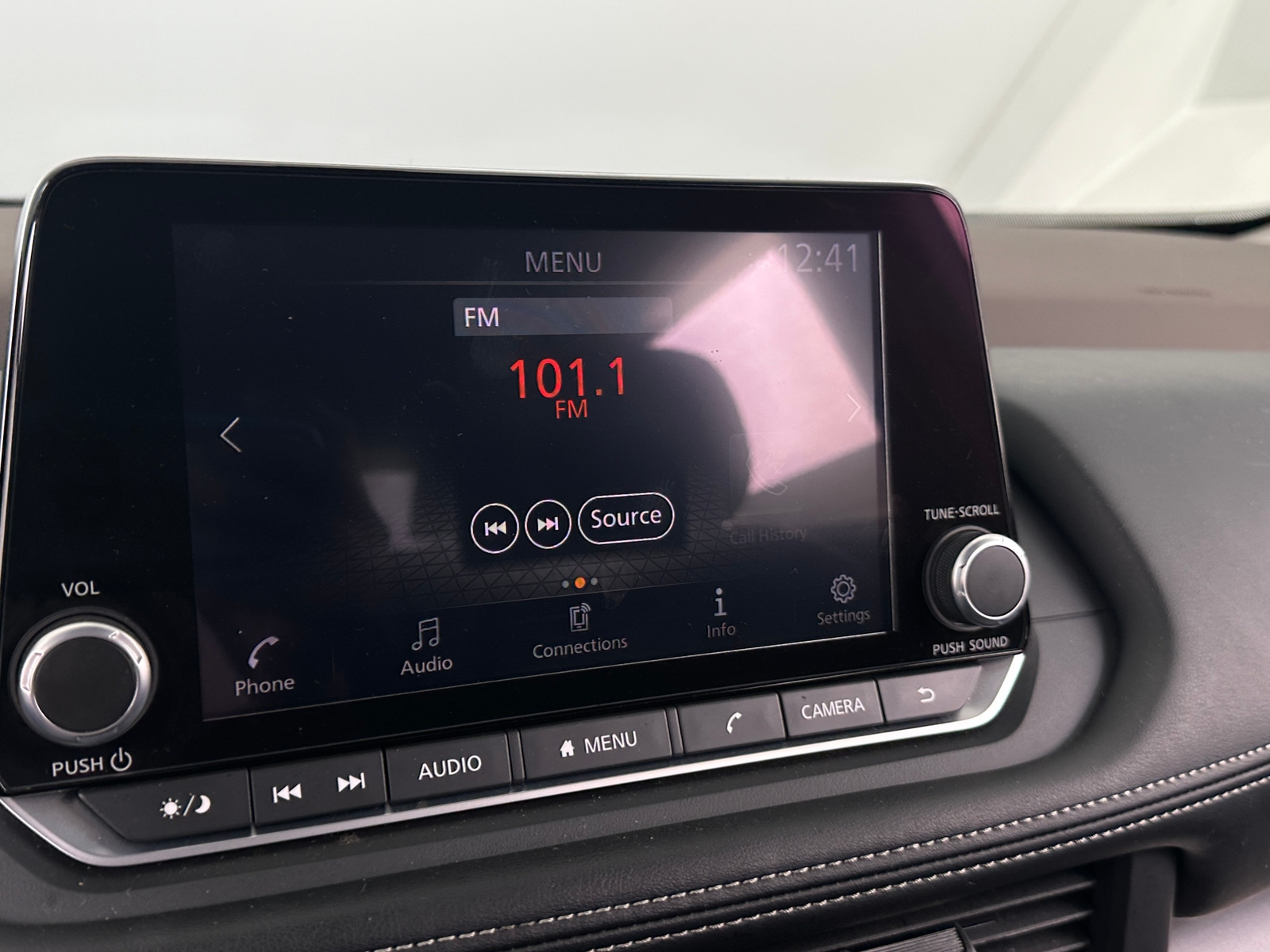 Thumbnail: 2023 Nissan Rogue - 4