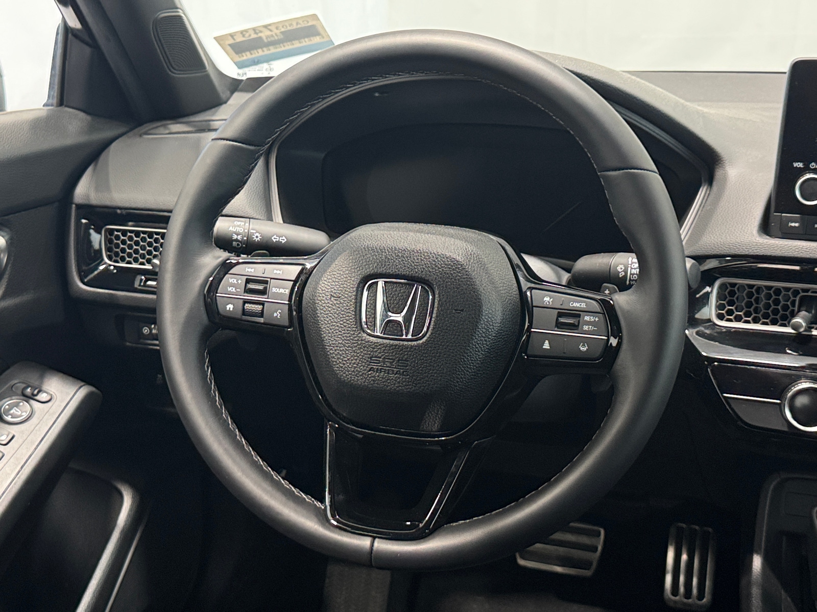 Thumbnail: 2025 Honda Civic - 5