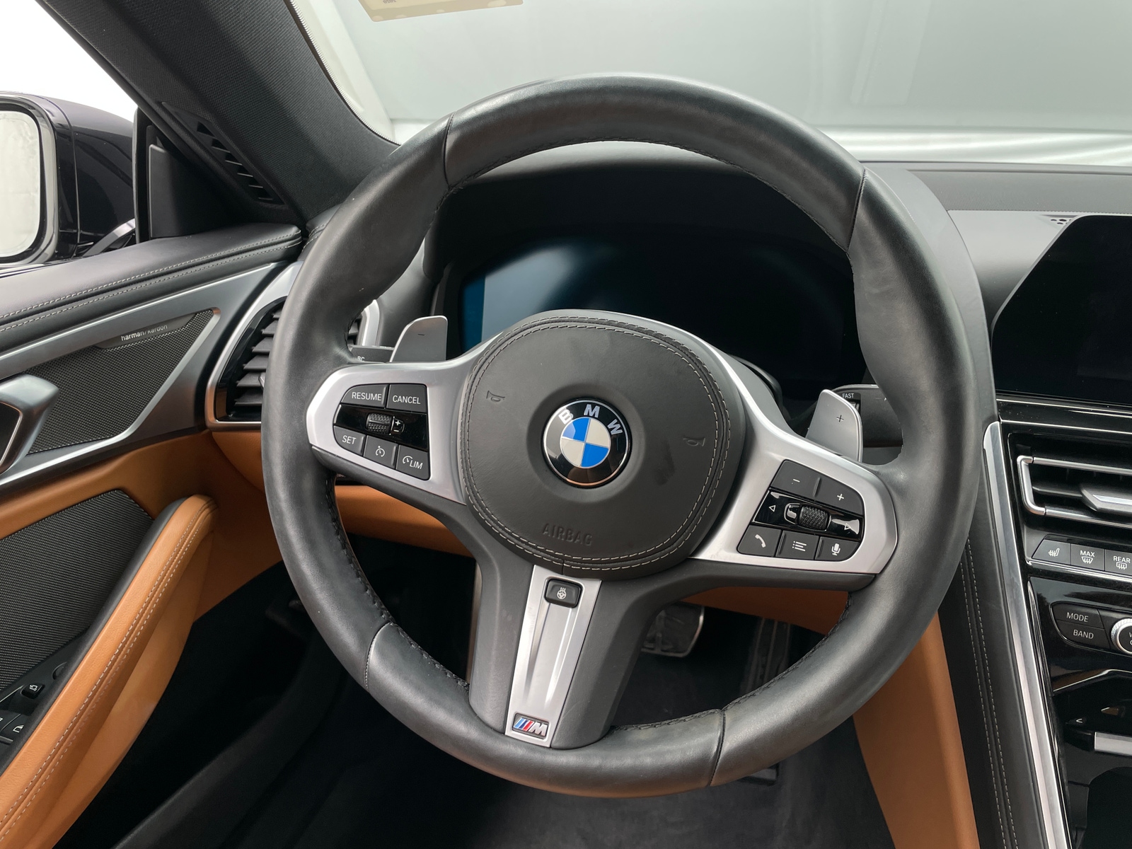 Thumbnail: 2020 BMW 8 Series - 3