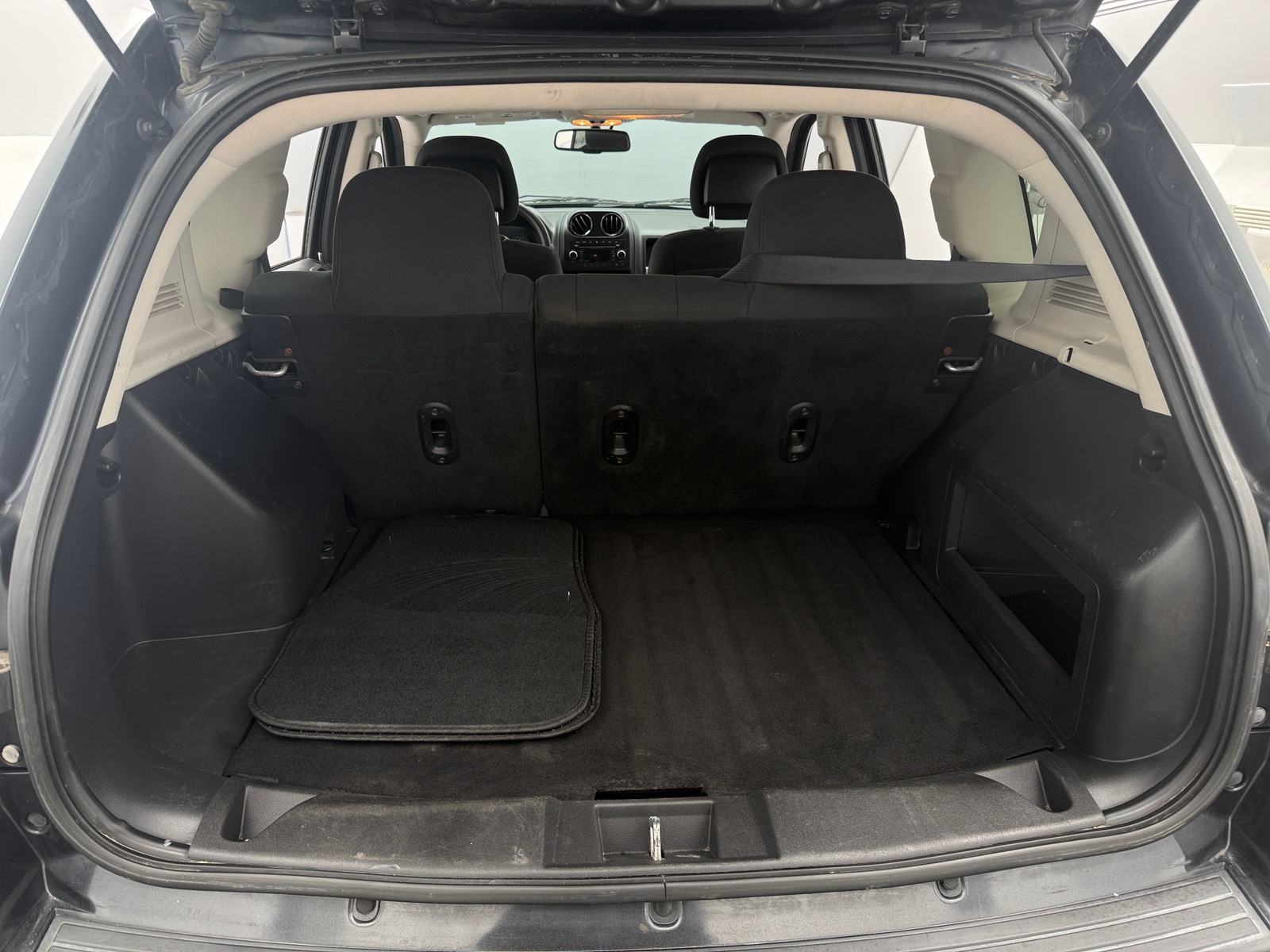 Thumbnail: 2014 Jeep Compass - 7