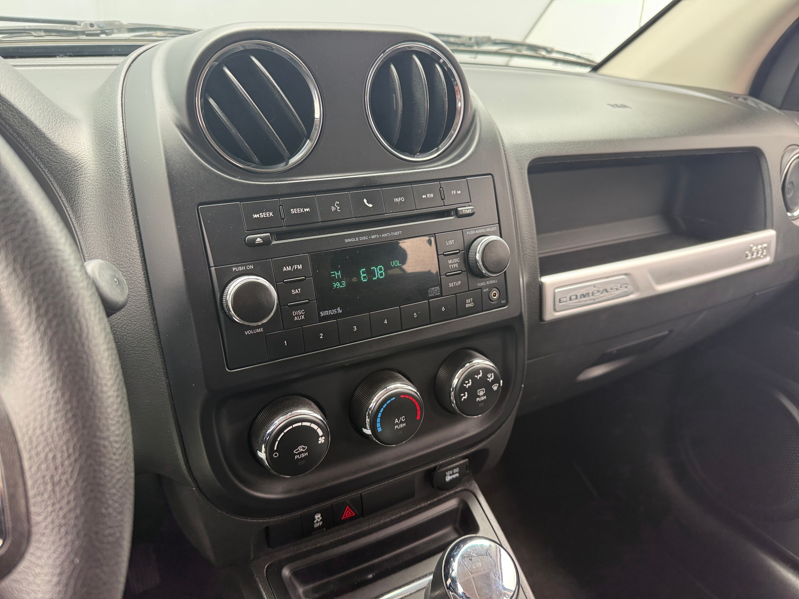 Thumbnail: 2014 Jeep Compass - 4