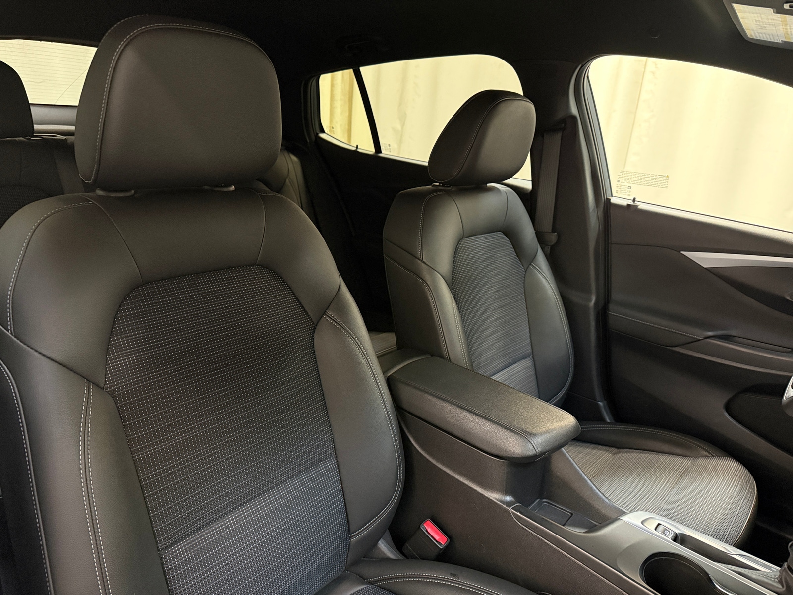 Thumbnail: 2025 Buick Envista - 2