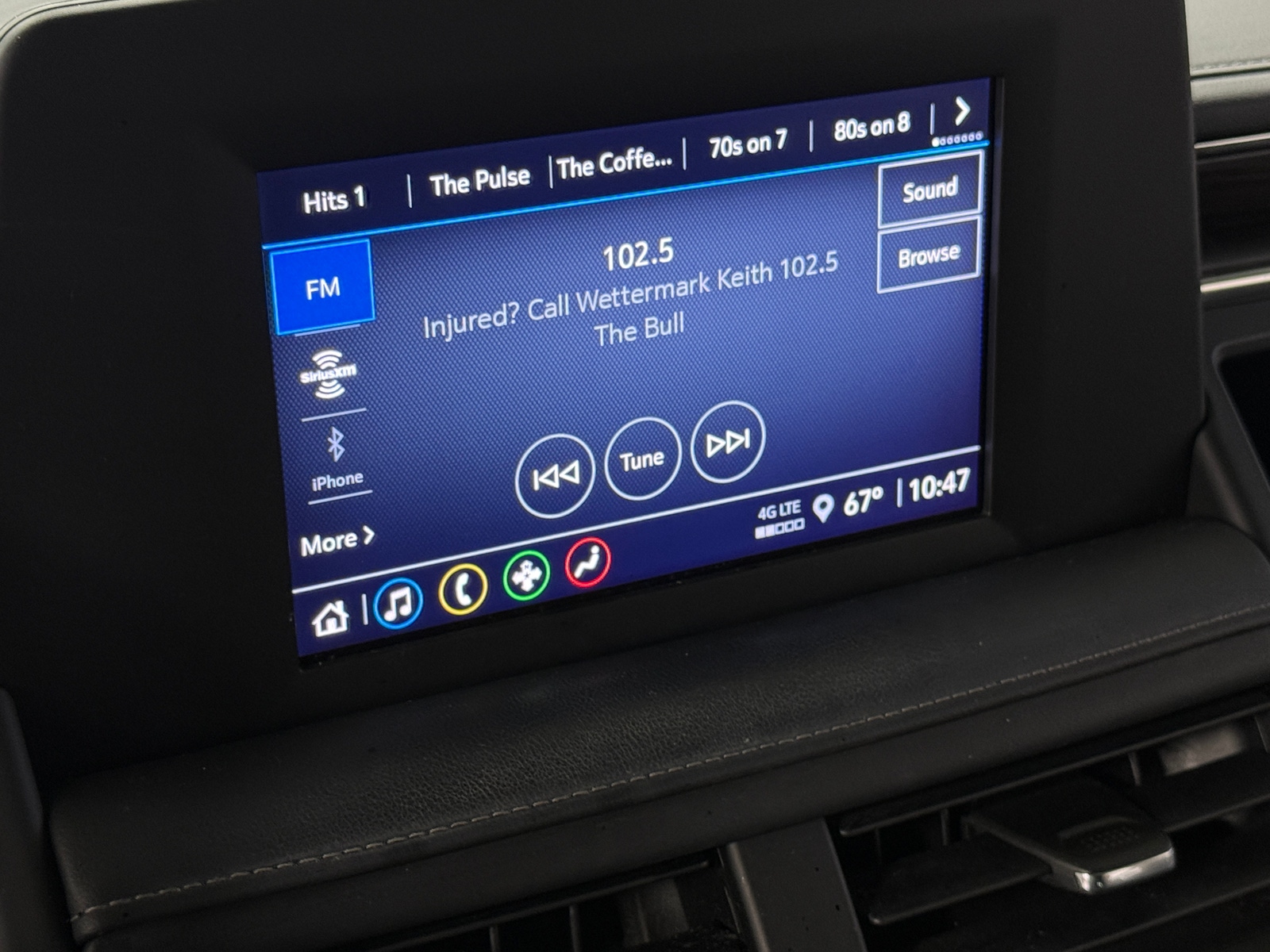 Thumbnail: 2022 Chevrolet Tahoe - 4