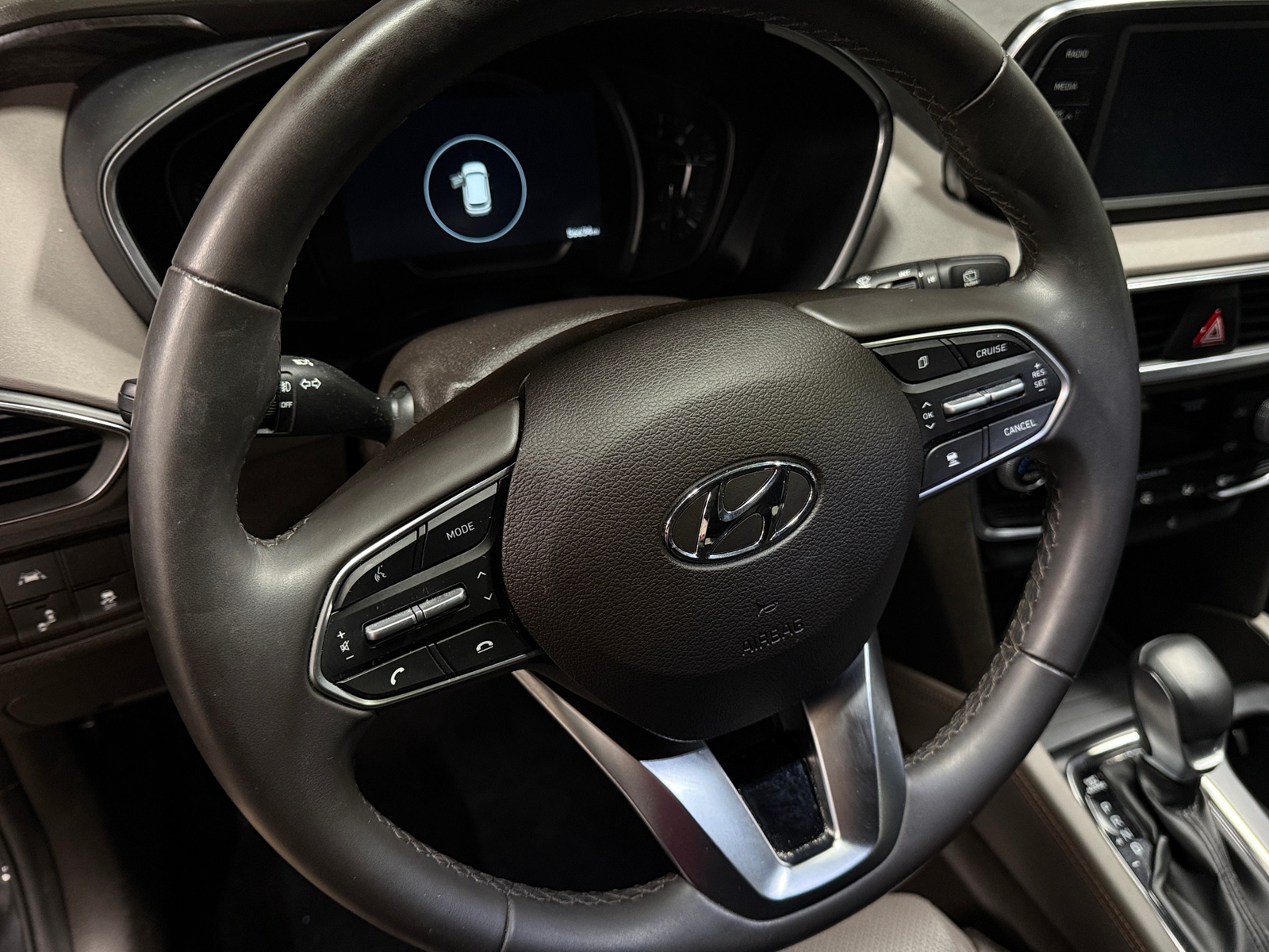 Thumbnail: 2020 Hyundai Santa Fe - 4