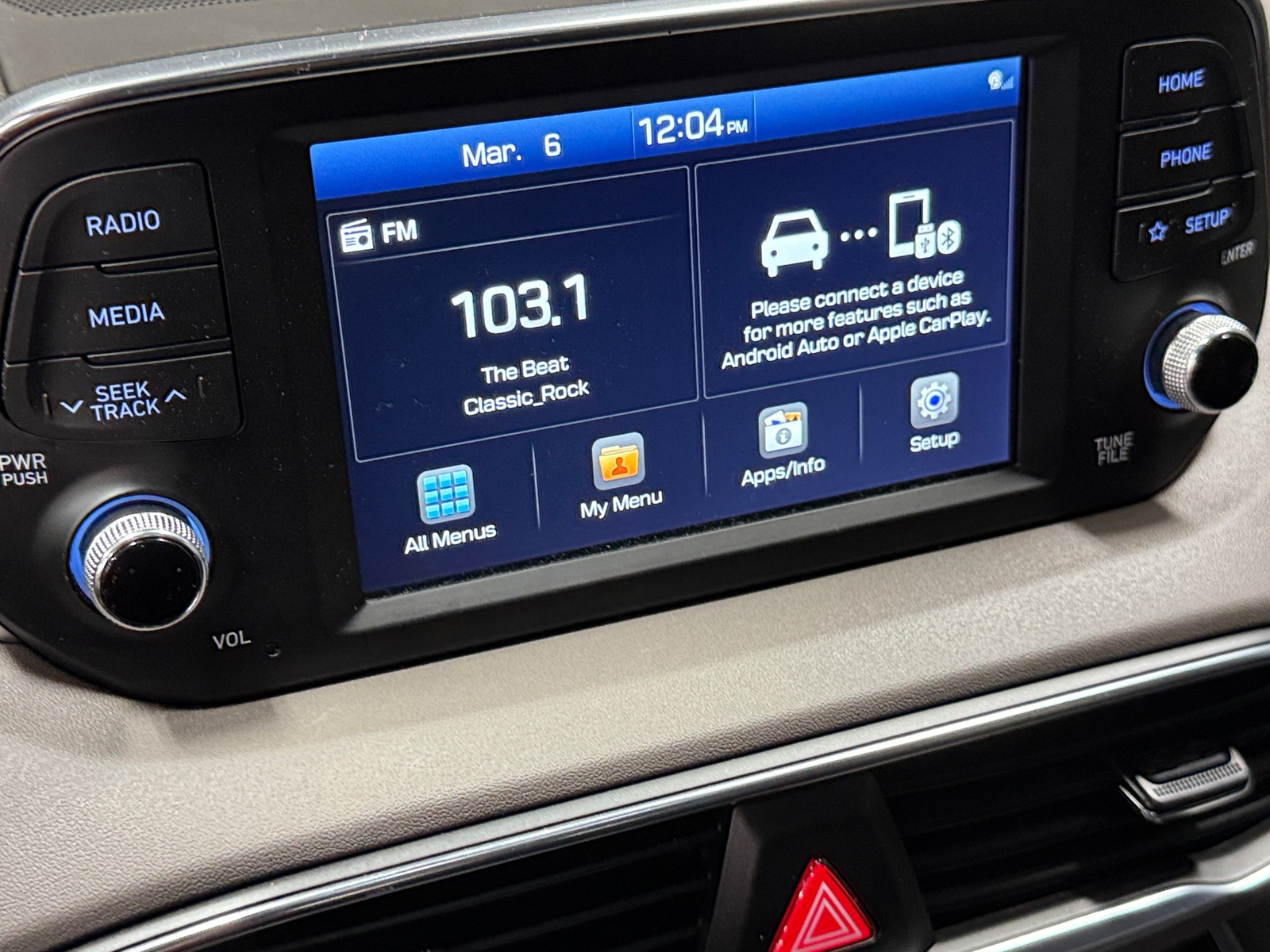 Thumbnail: 2020 Hyundai Santa Fe - 3