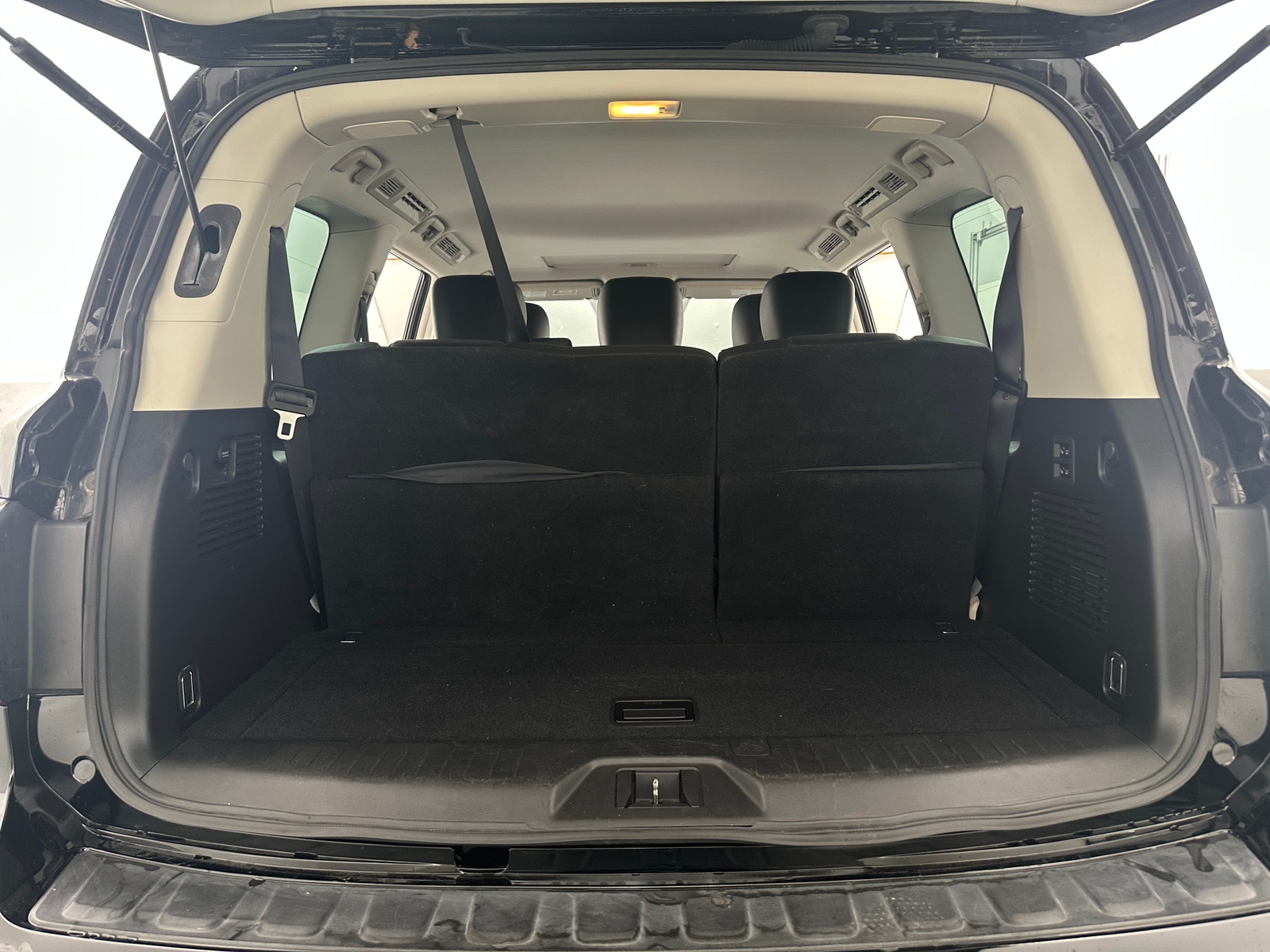 Thumbnail: 2018 Nissan Armada - 6