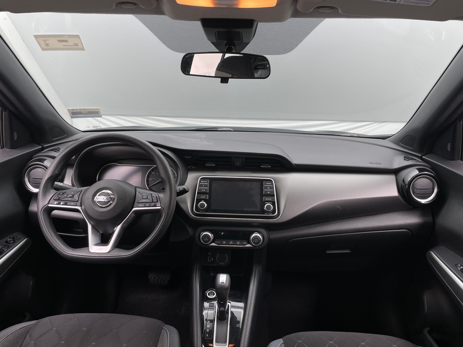 Thumbnail: 2020 Nissan Kicks - 3