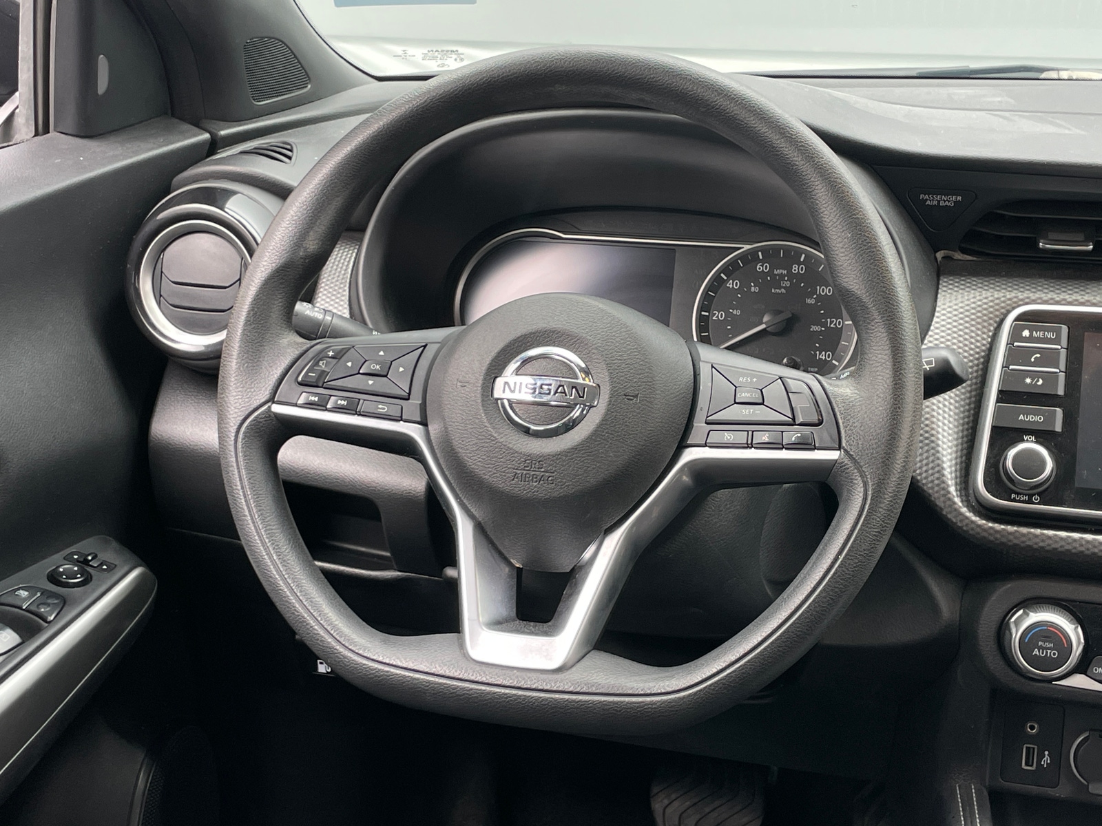 Thumbnail: 2020 Nissan Kicks - 5