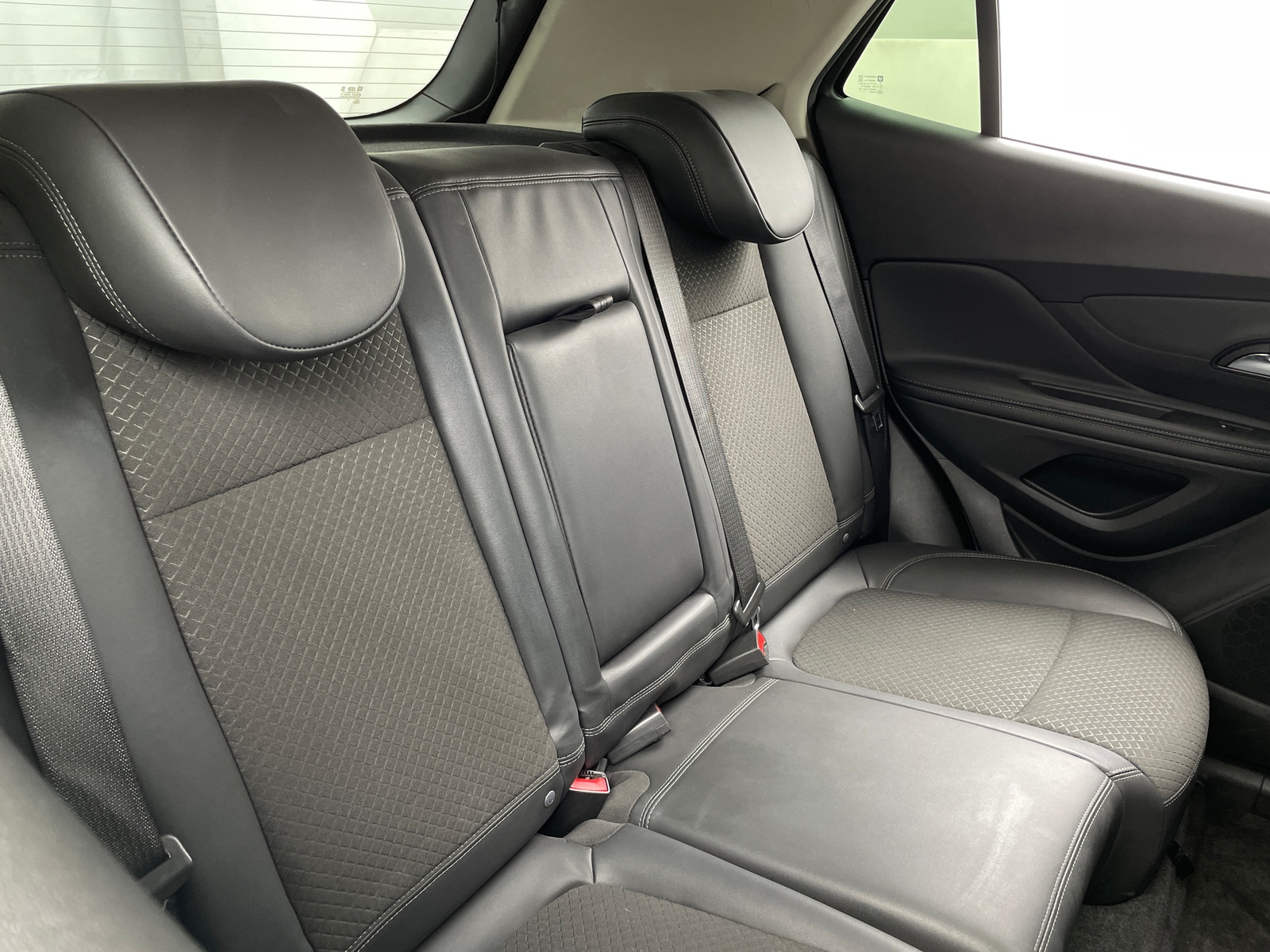 Thumbnail: 2020 Buick Encore - 6