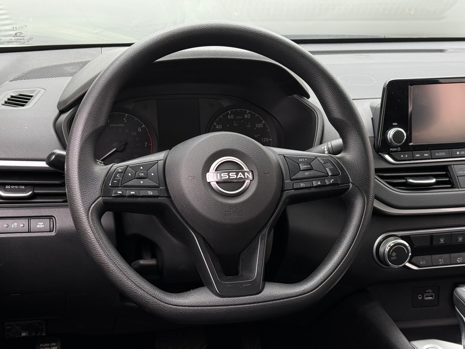 Thumbnail: 2024 Nissan Altima - 5