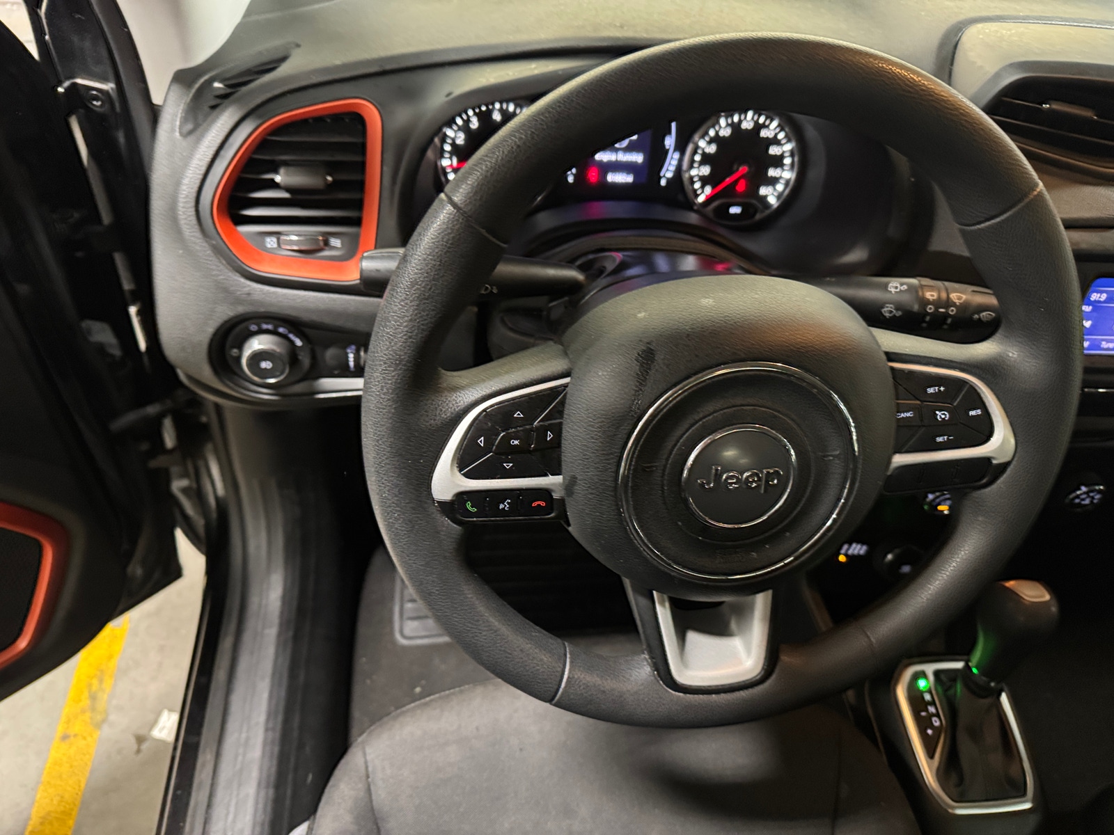 Thumbnail: 2020 Jeep Renegade - 5