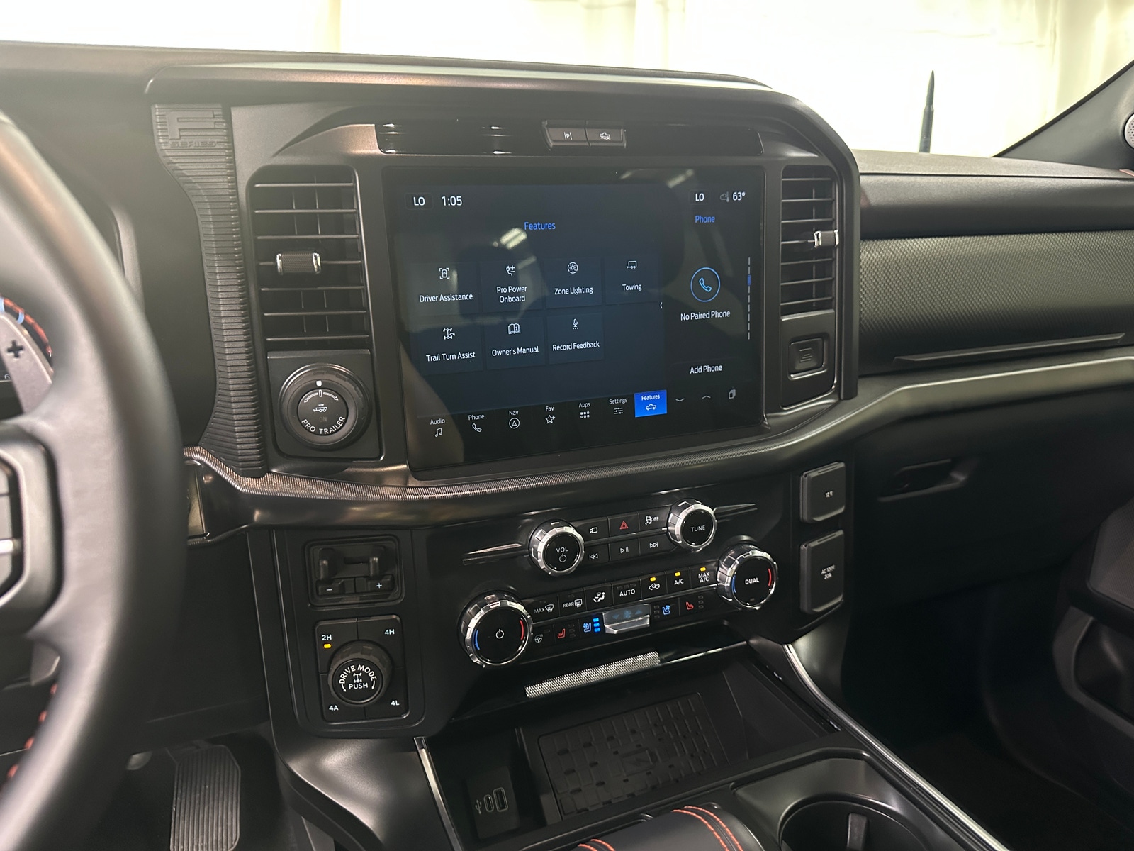 Thumbnail: 2025 Ford Econoline - 3