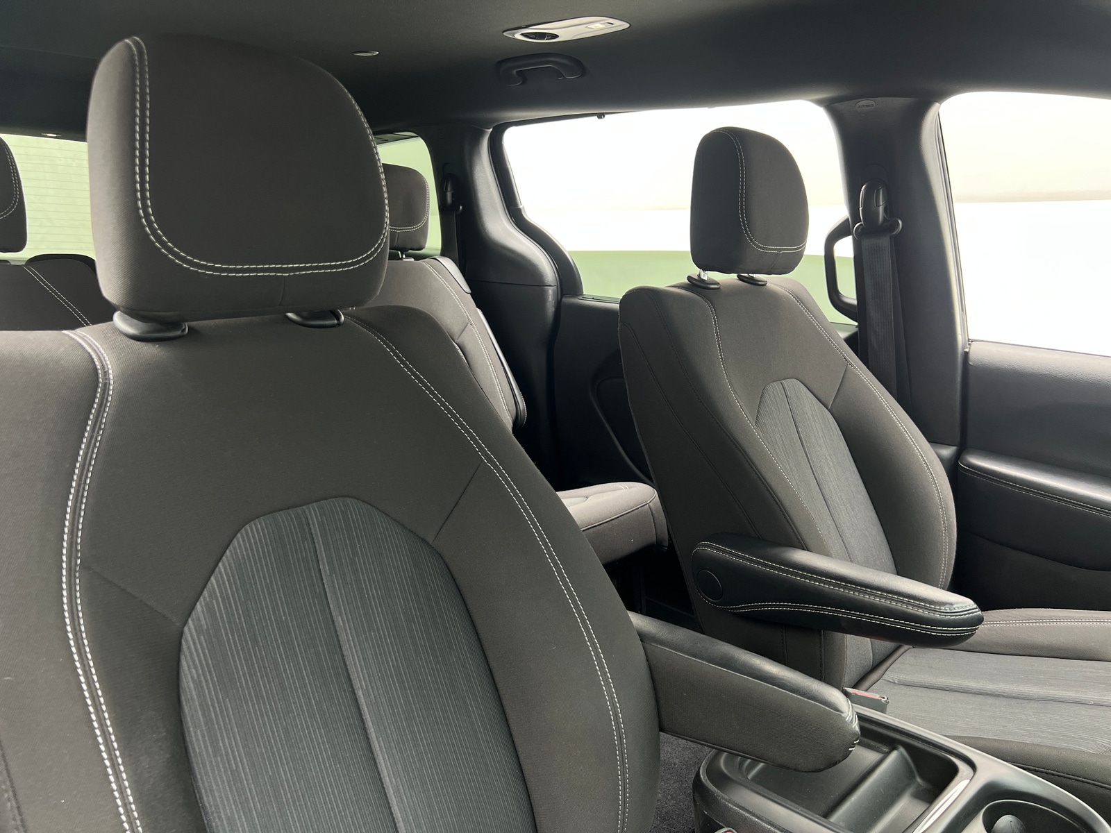 Thumbnail: 2022 Chrysler Pacifica - 2