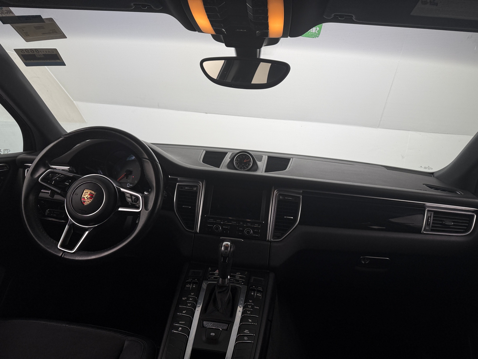 Thumbnail: 2015 Porsche Macan - 2