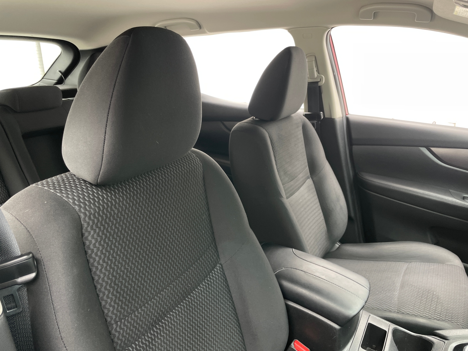 Thumbnail: 2019 Nissan Rogue Sport - 2