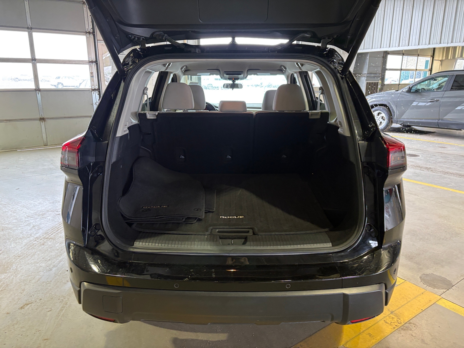 Thumbnail: 2025 Nissan Rogue - 7