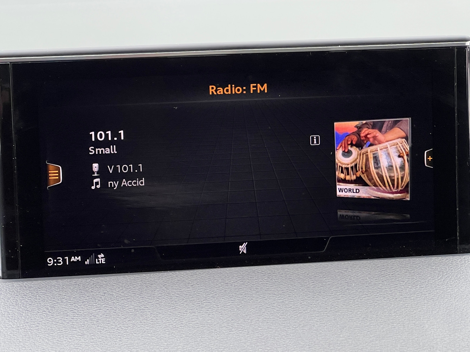 Thumbnail: 2017 Audi Q7 - 3