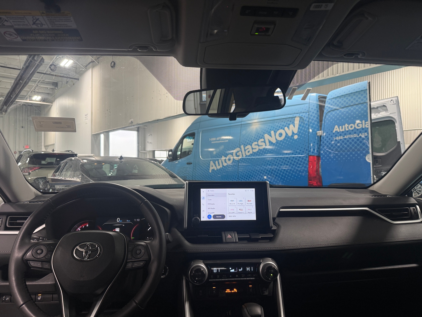 Thumbnail: 2025 Toyota RAV4 - 3