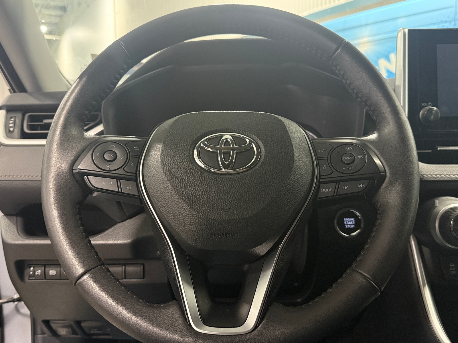 Thumbnail: 2025 Toyota RAV4 - 5