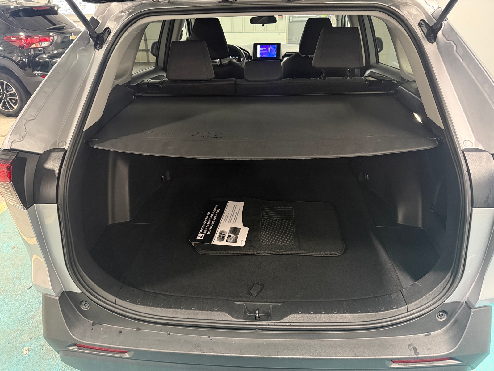 Thumbnail: 2025 Toyota RAV4 - 7