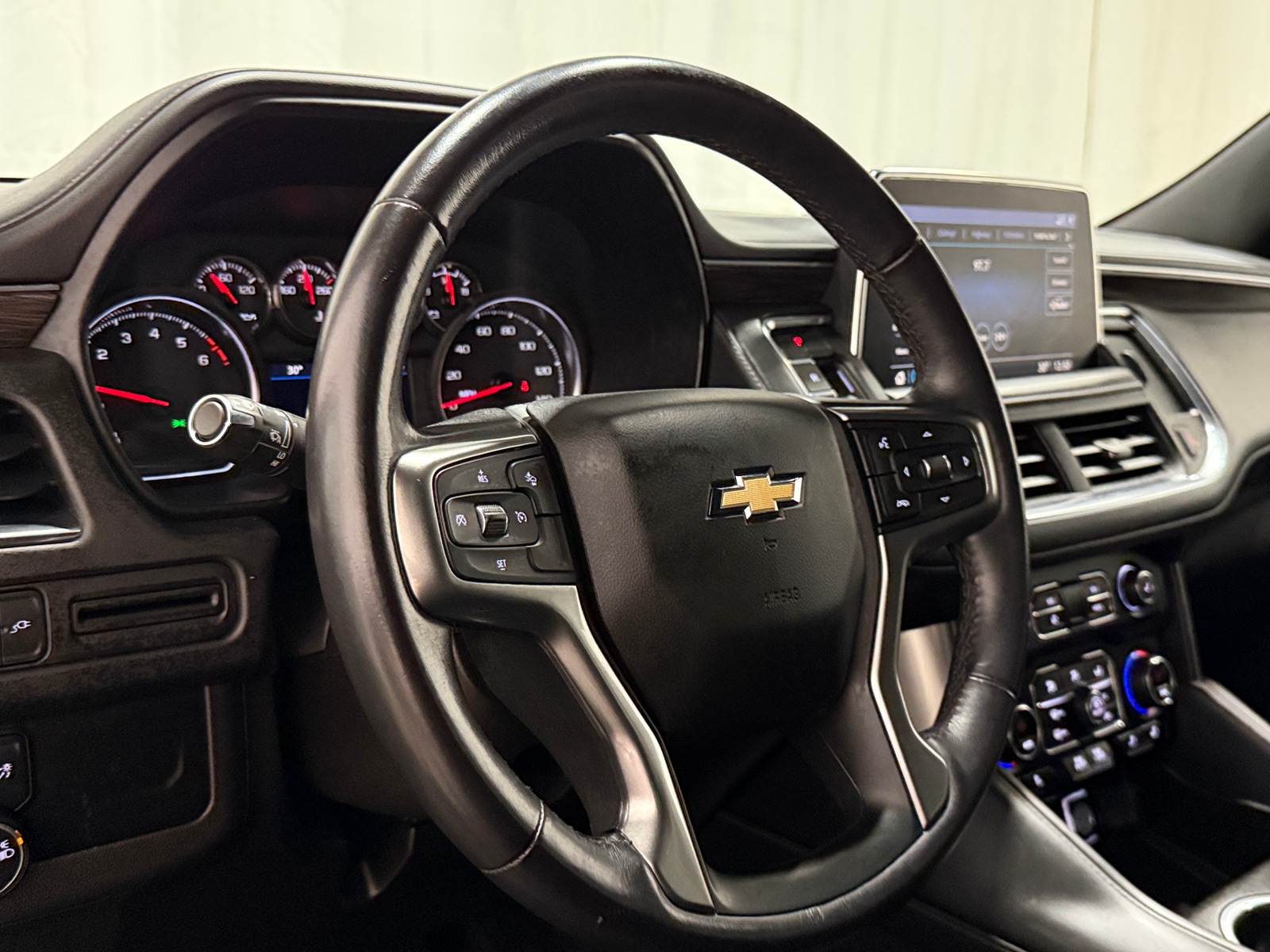 Thumbnail: 2021 Chevrolet Tahoe - 4