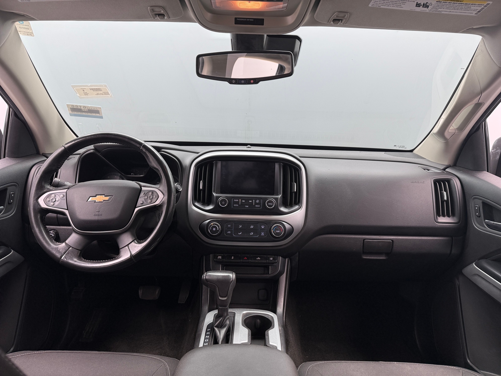 Thumbnail: 2016 Chevrolet Colorado - 3