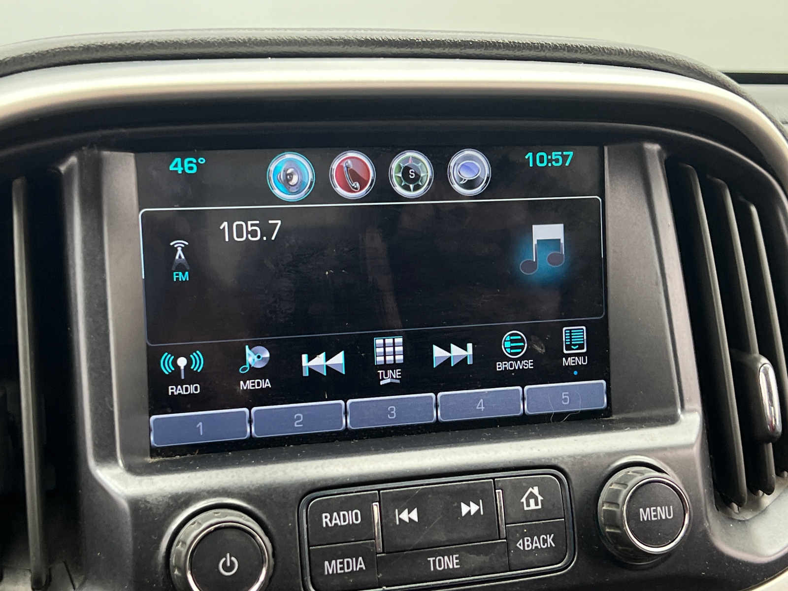 Thumbnail: 2017 GMC Canyon - 3