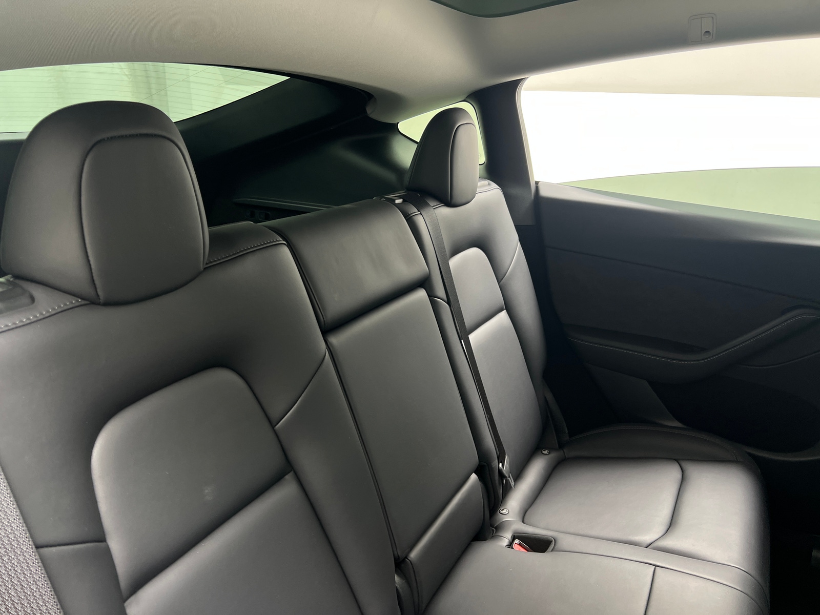 Thumbnail: 2024 Tesla Model Y - 4